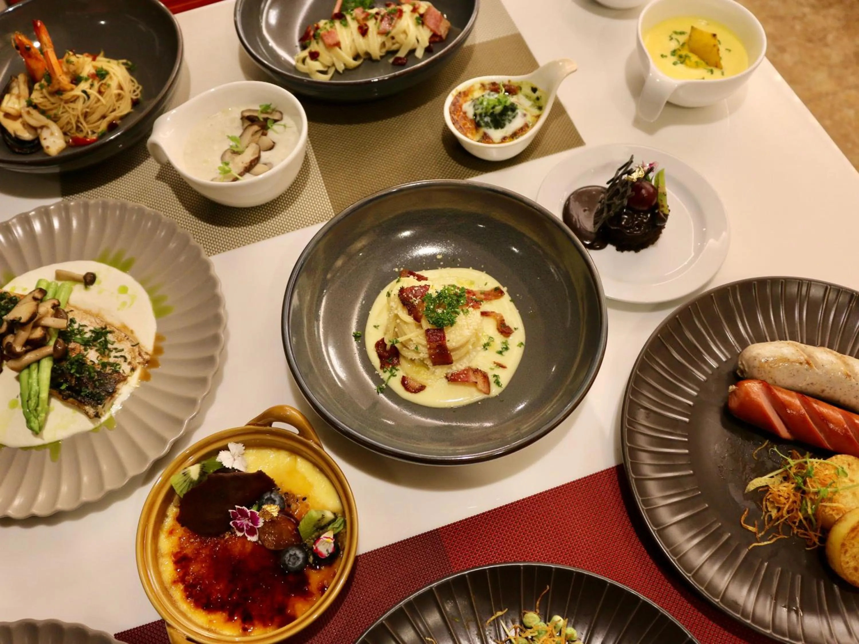 Dinner in Sima Thani Hotel