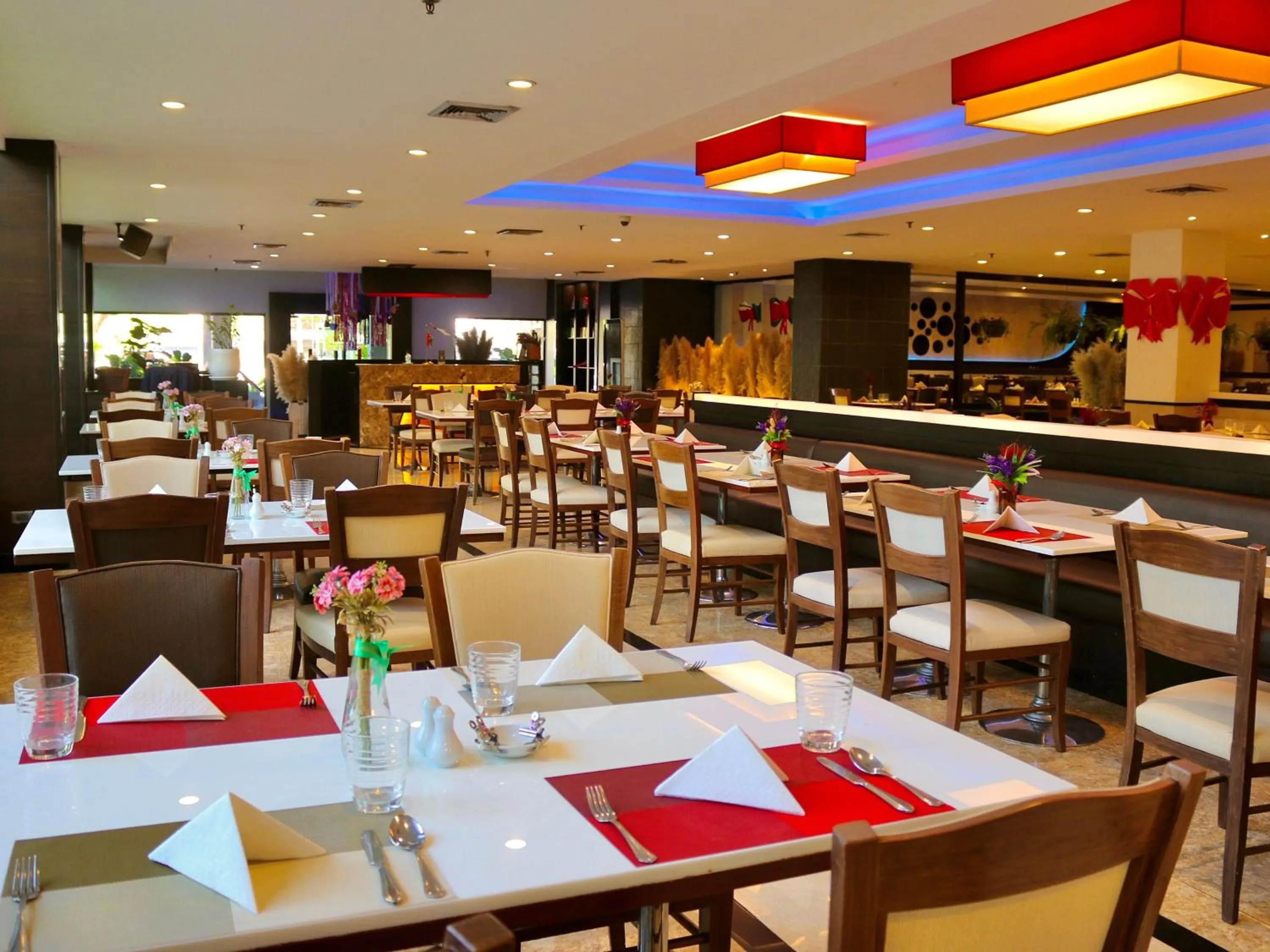 Restaurant/places to eat in Sima Thani Hotel