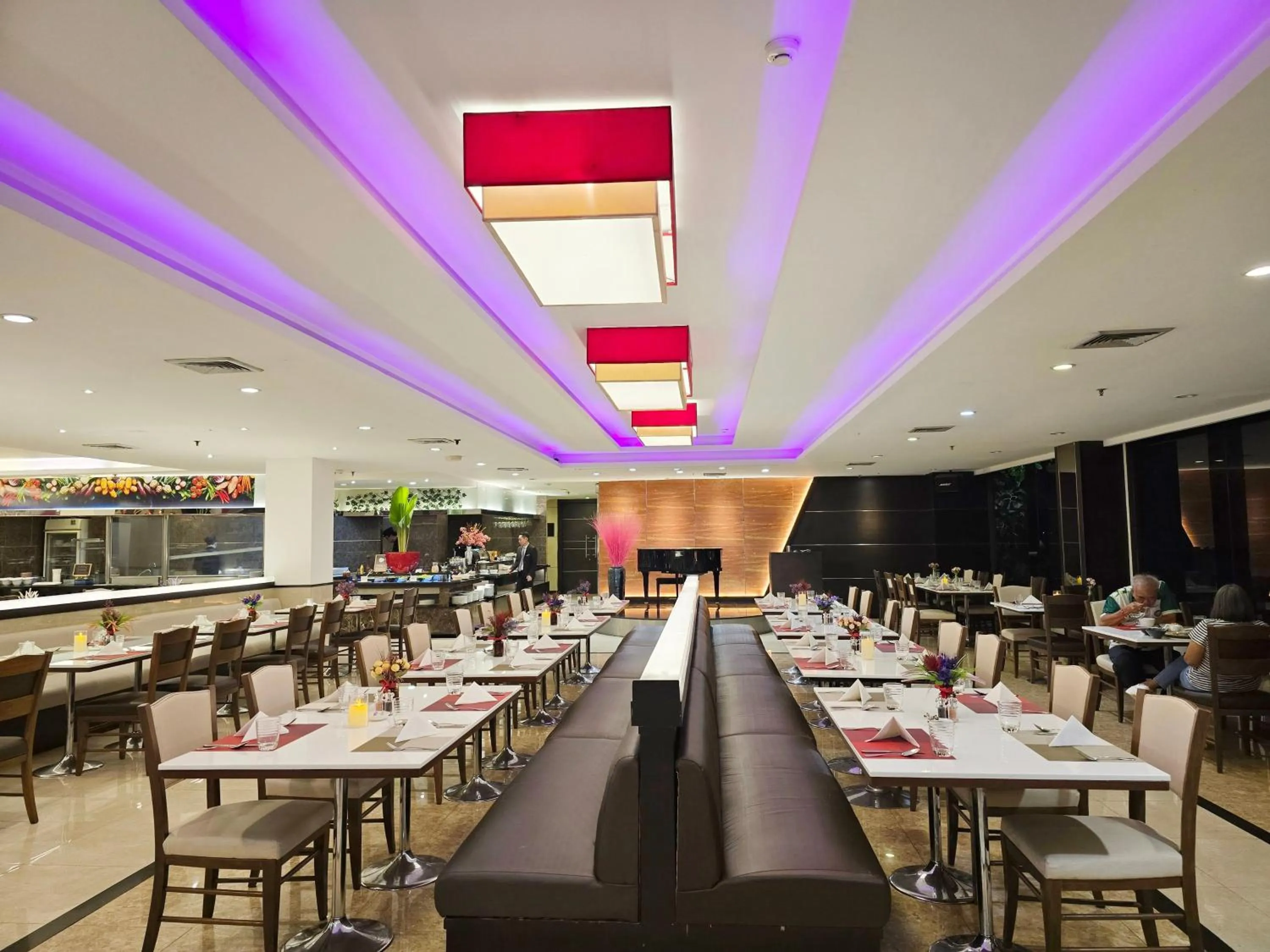 Restaurant/places to eat in Sima Thani Hotel