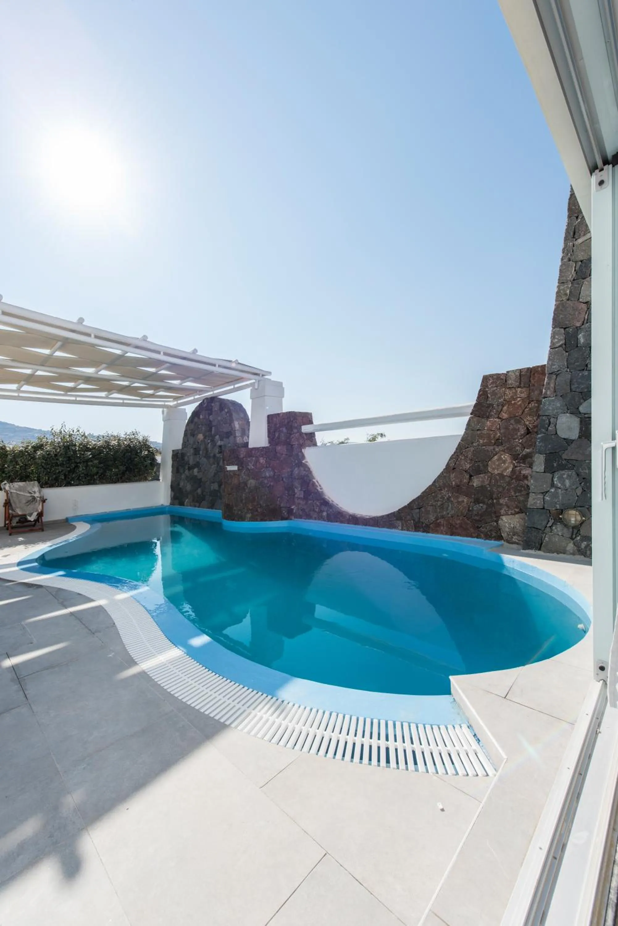 Swimming pool in Secret Earth Villas - Santorini