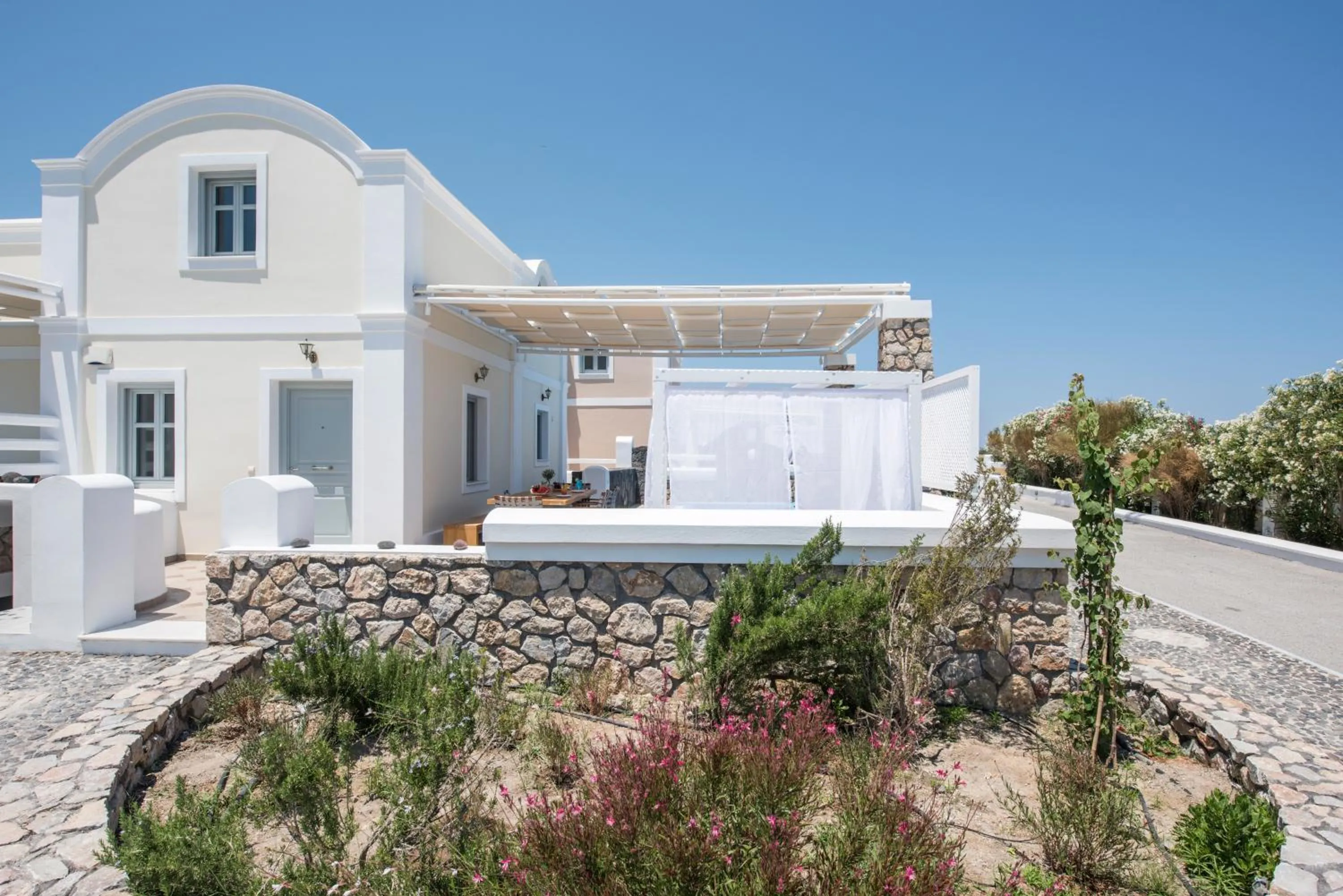 Patio in Secret Earth Villas - Santorini