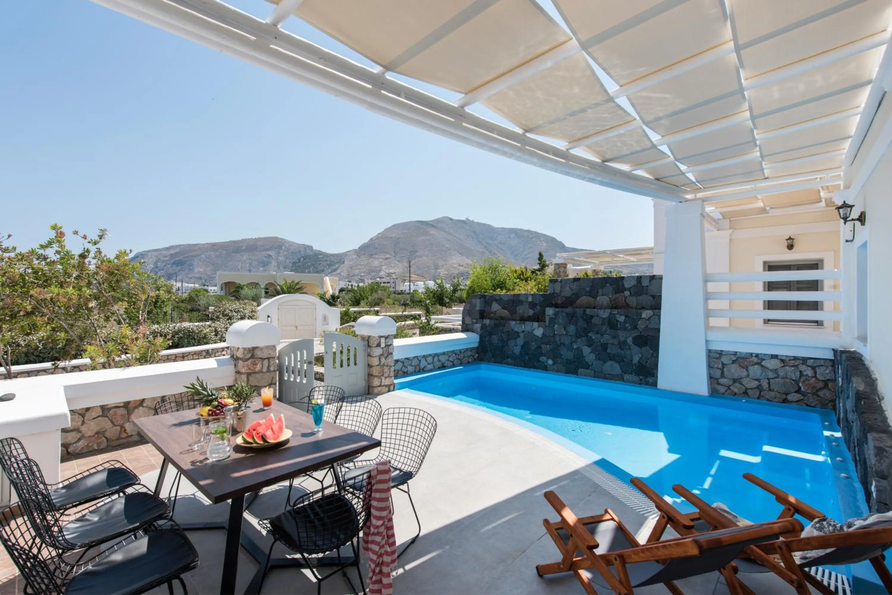 Swimming pool in Secret Earth Villas - Santorini