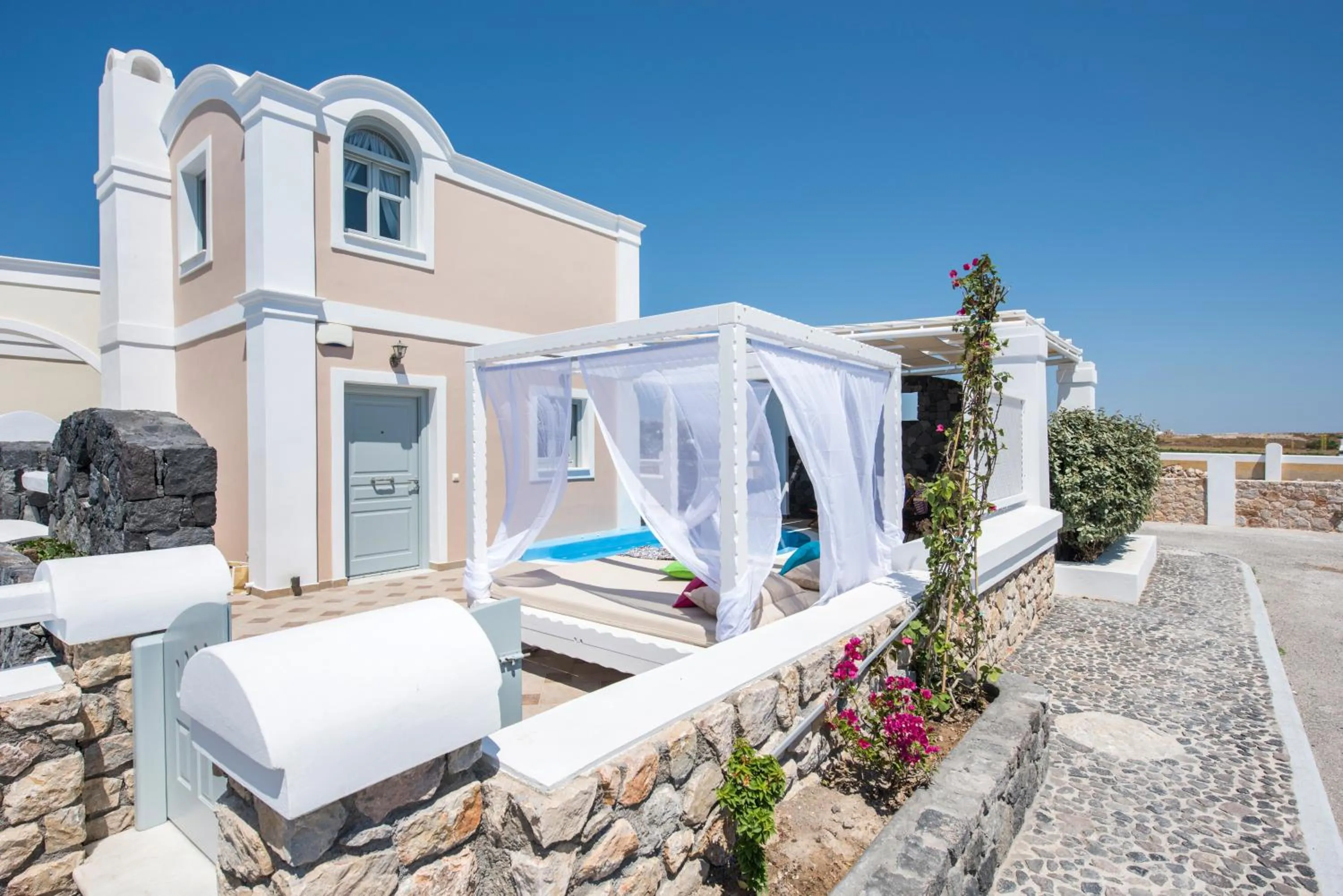 Patio in Secret Earth Villas - Santorini