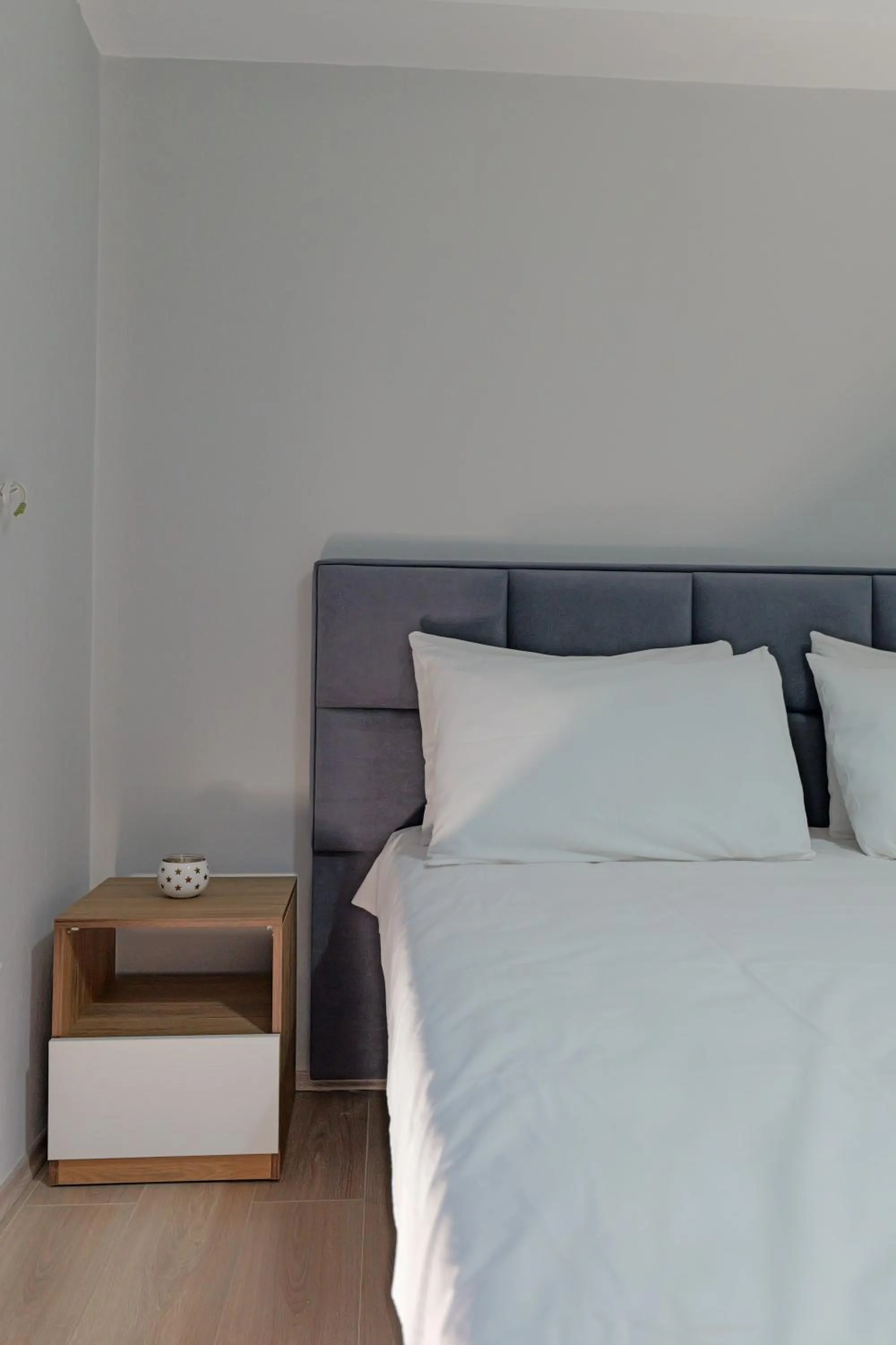 Bed in Hotel Holiday