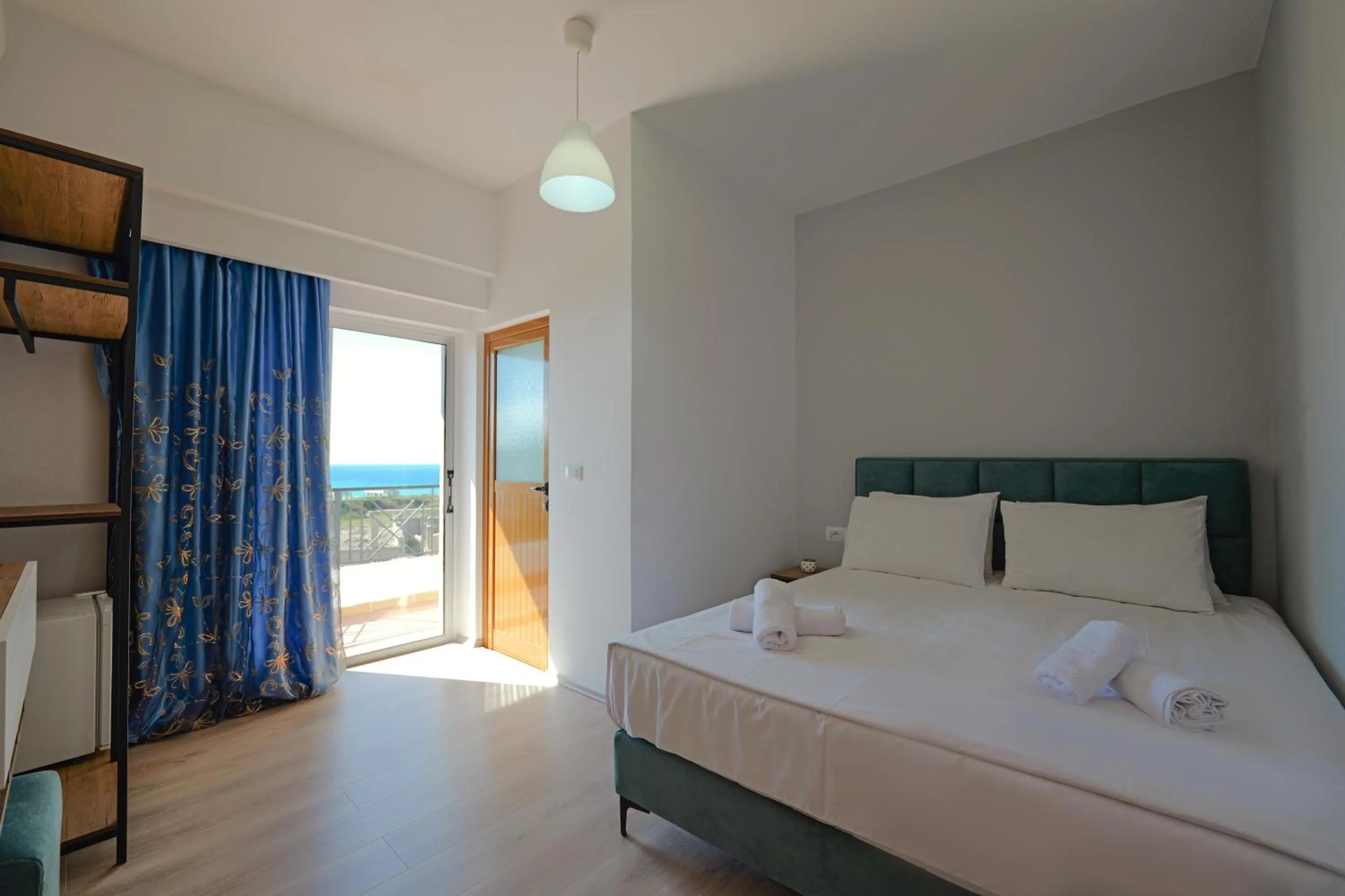 Bed in Hotel Holiday