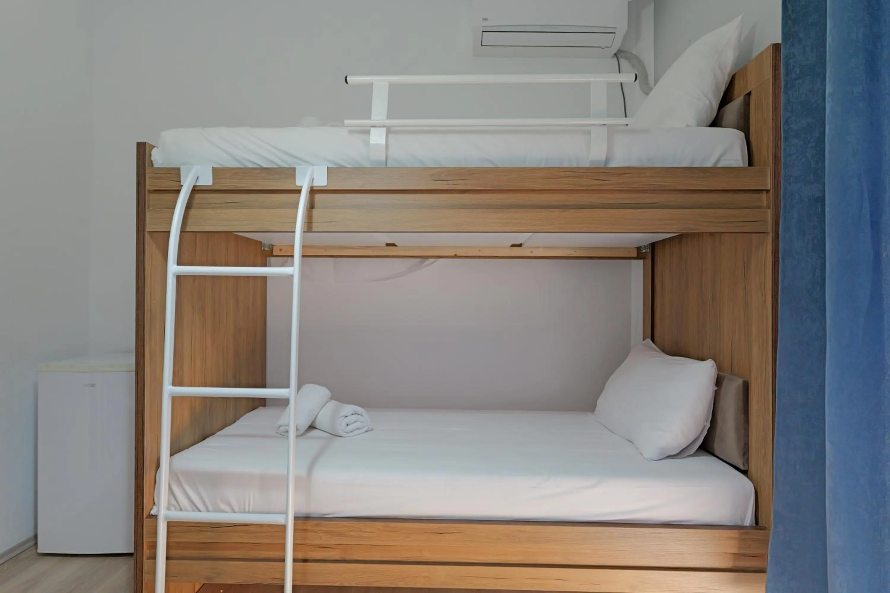 Bed in Hotel Holiday