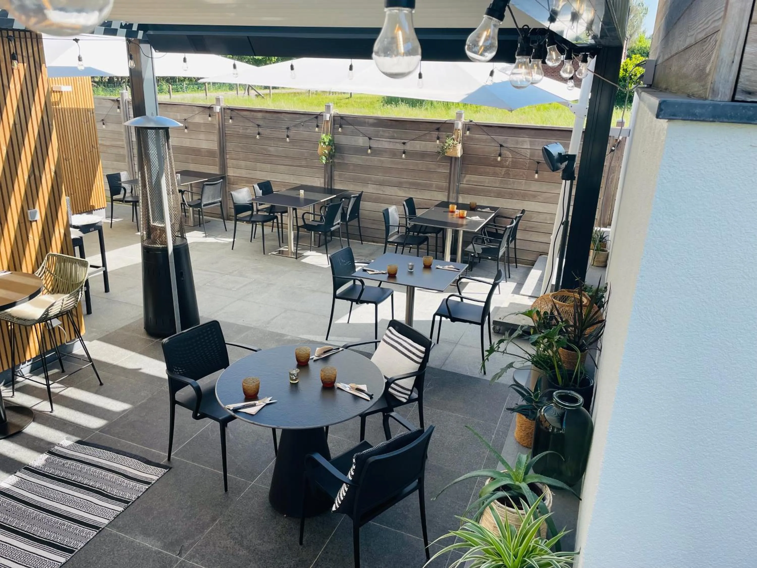 Balcony/Terrace in Hotel & Apartments Bibois Leuven