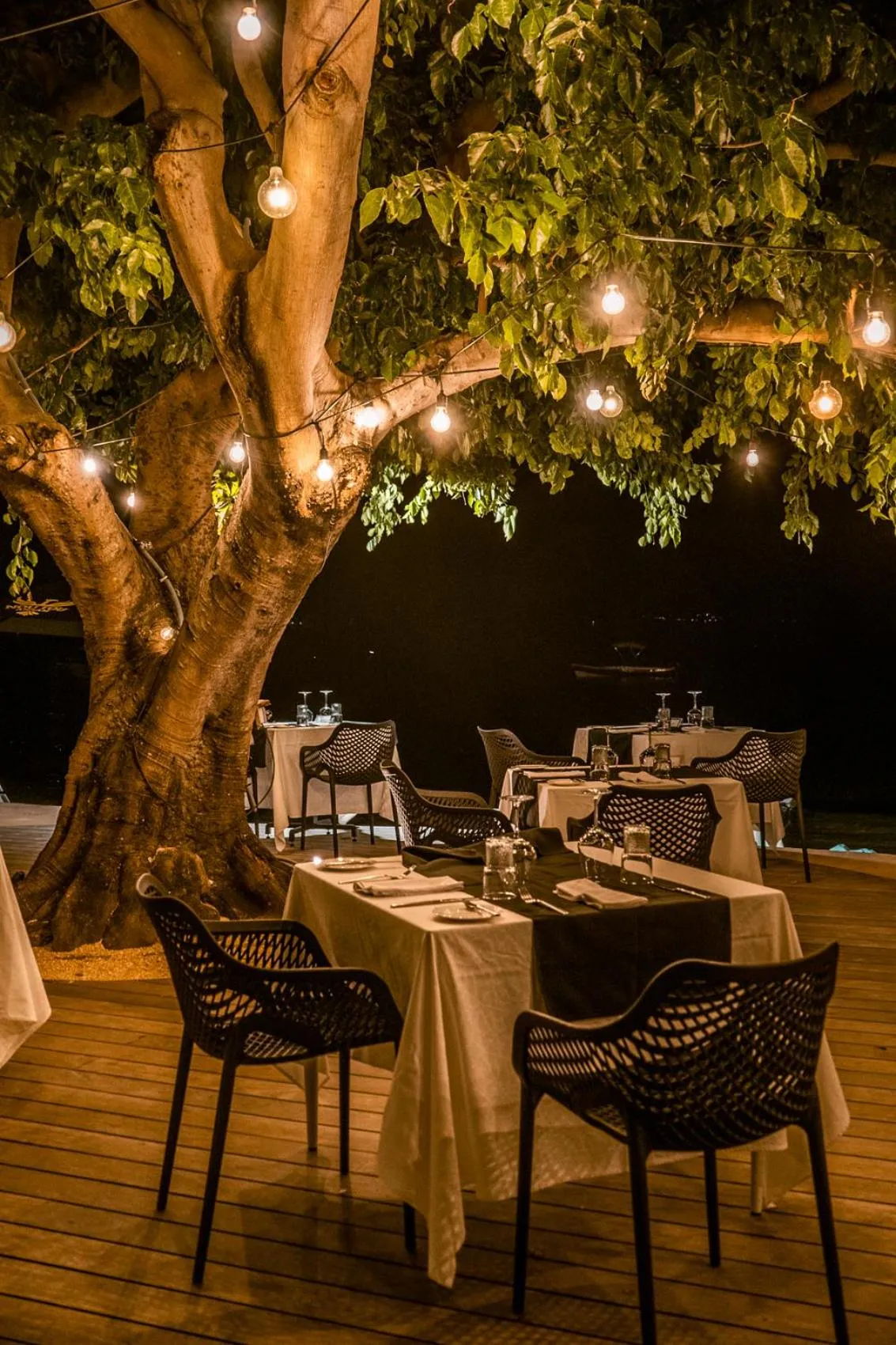 Restaurant/places to eat in La Mariposa Mauritius