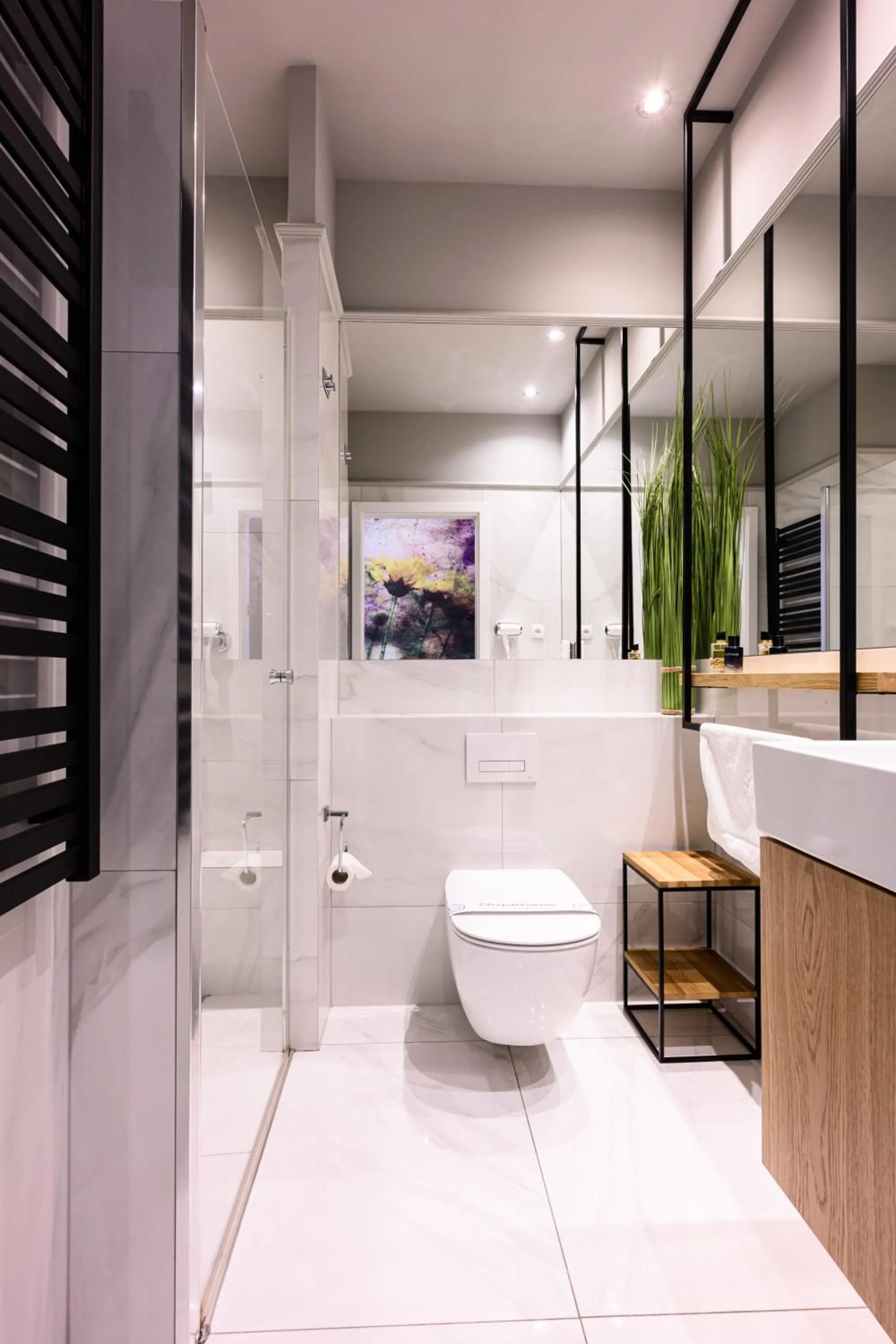 Shower in Arts Apartments - Kraków Old Town