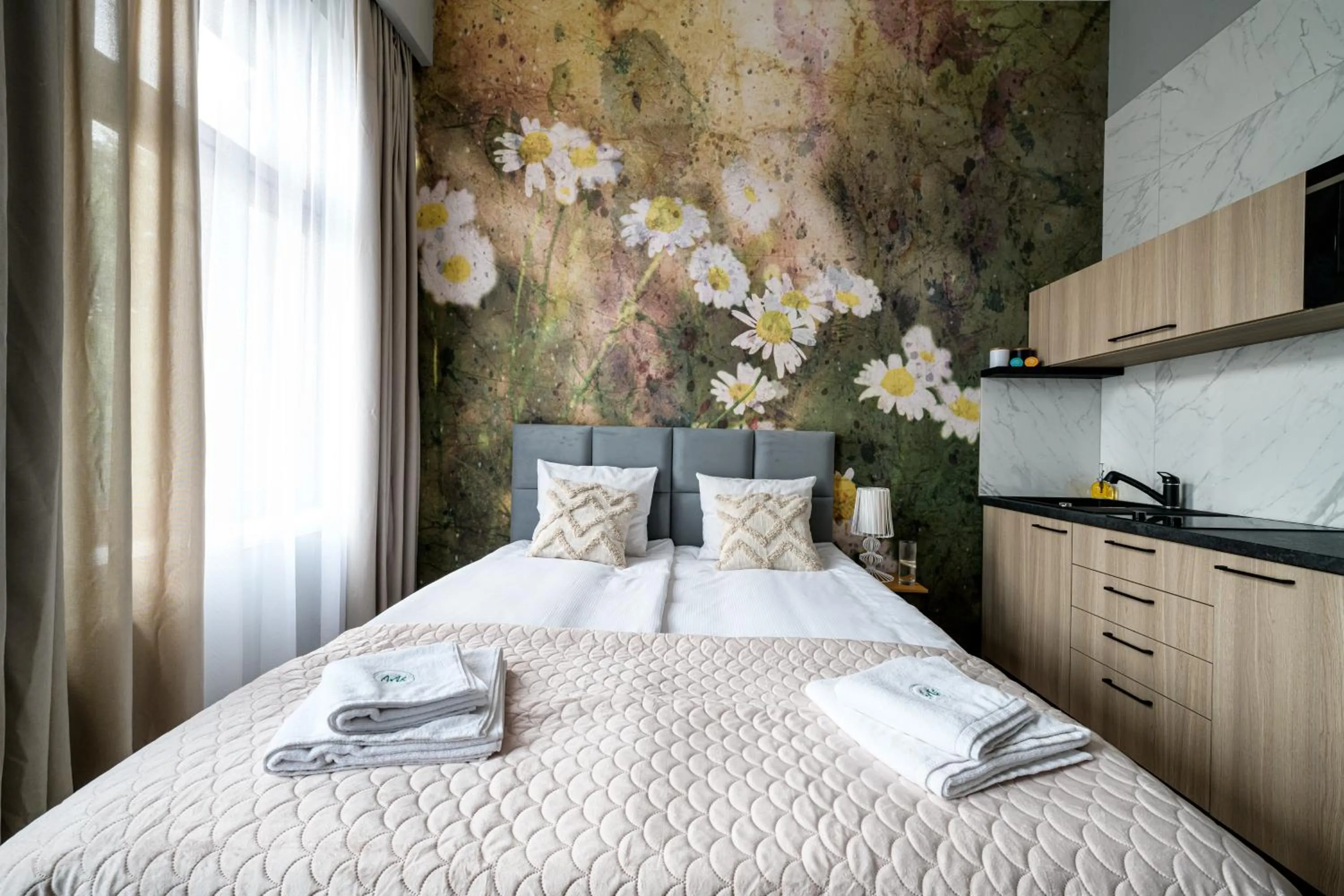 Bed in Arts Apartments - Kraków Old Town
