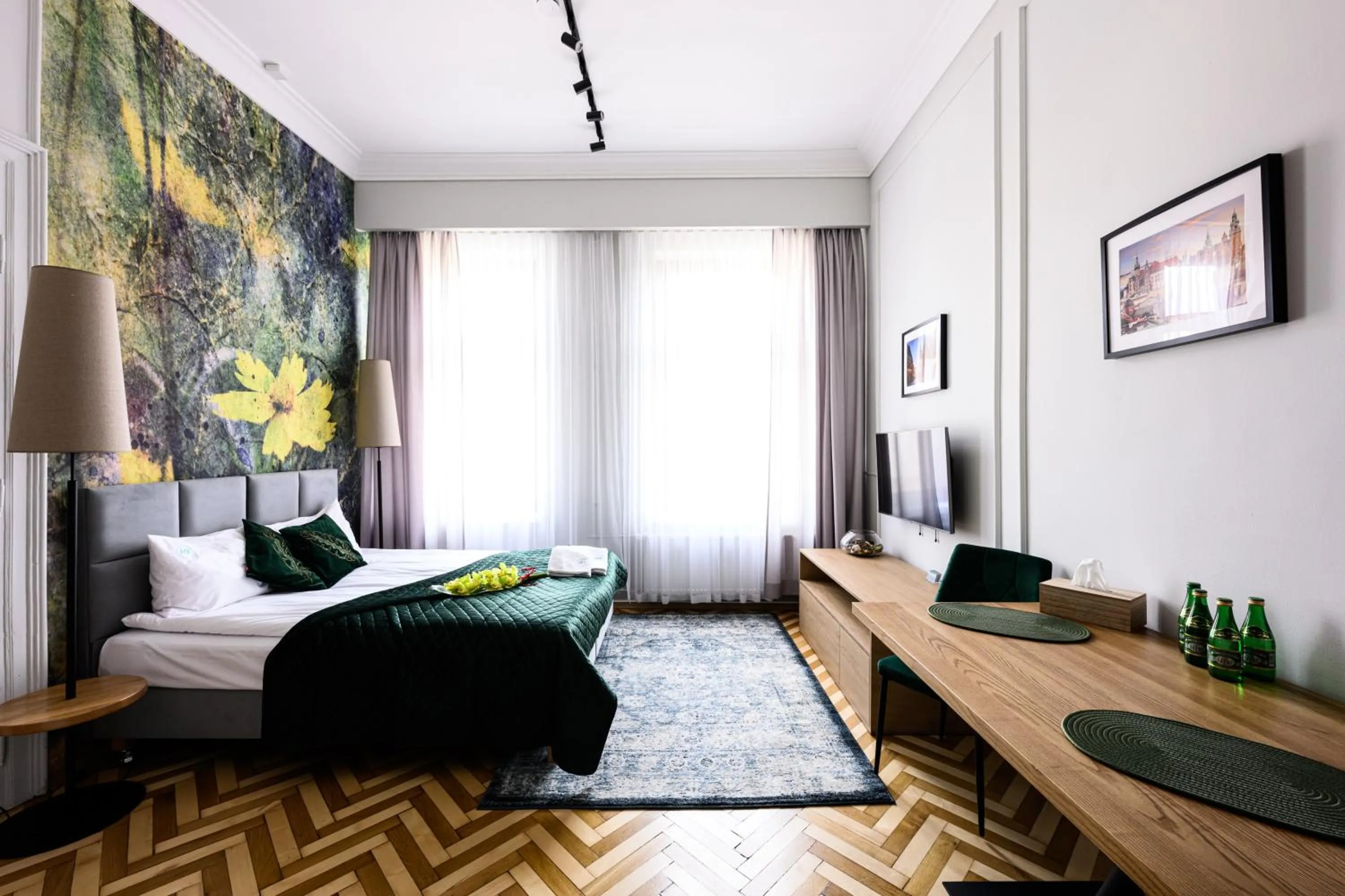 Bed in Arts Apartments - Kraków Old Town