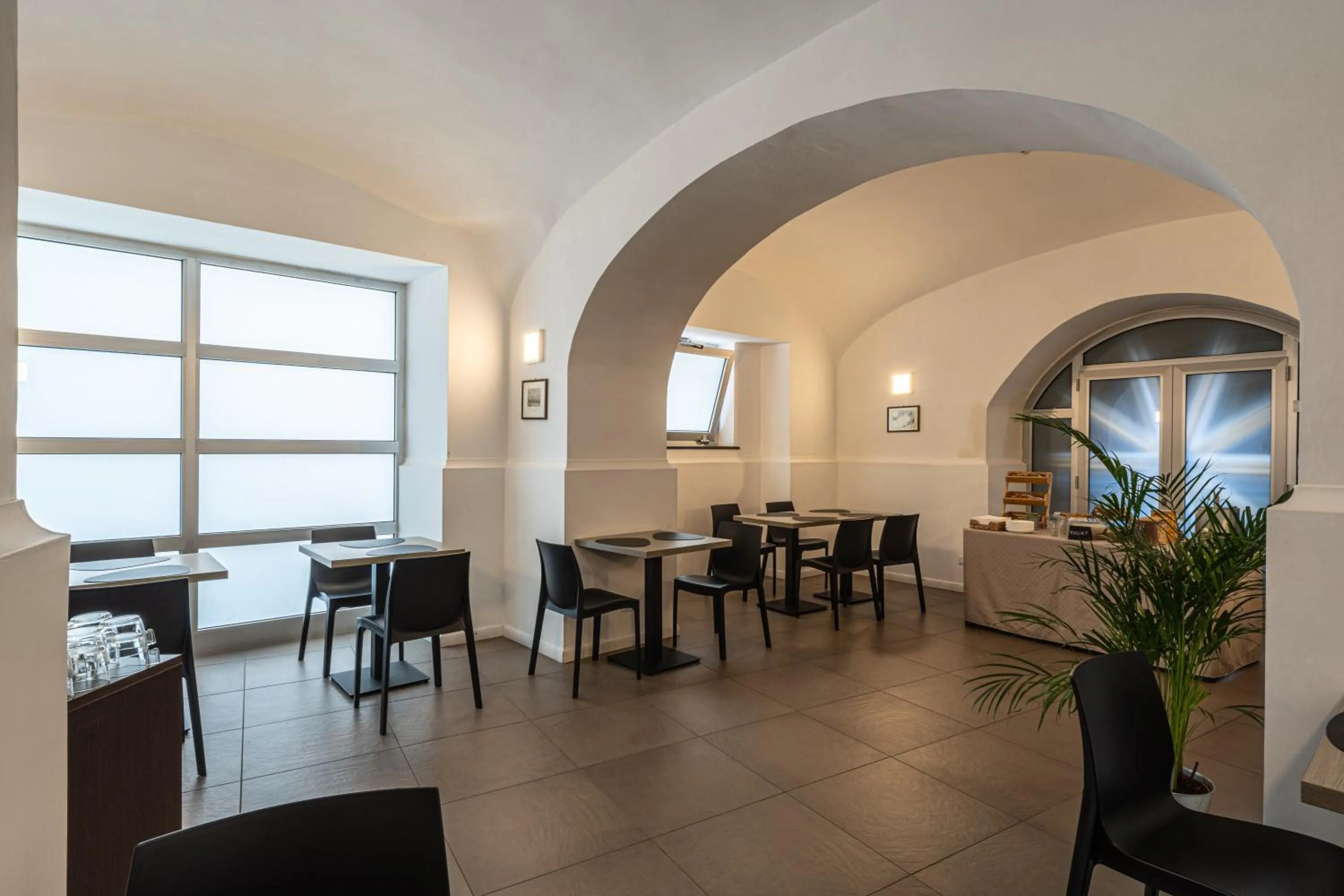 Breakfast in Hotel Diamond