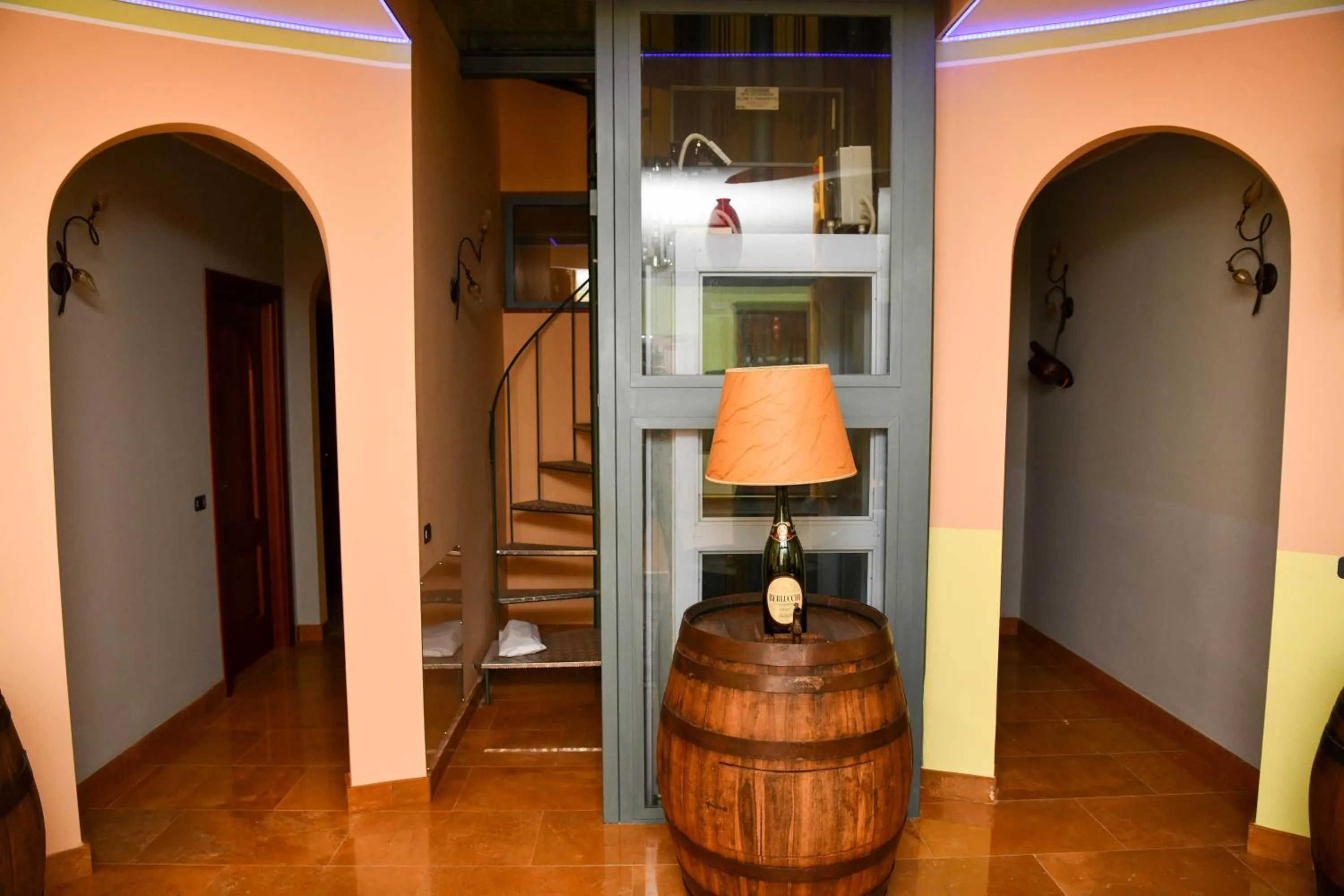 Decorative detail in Il Piccolo Hotel