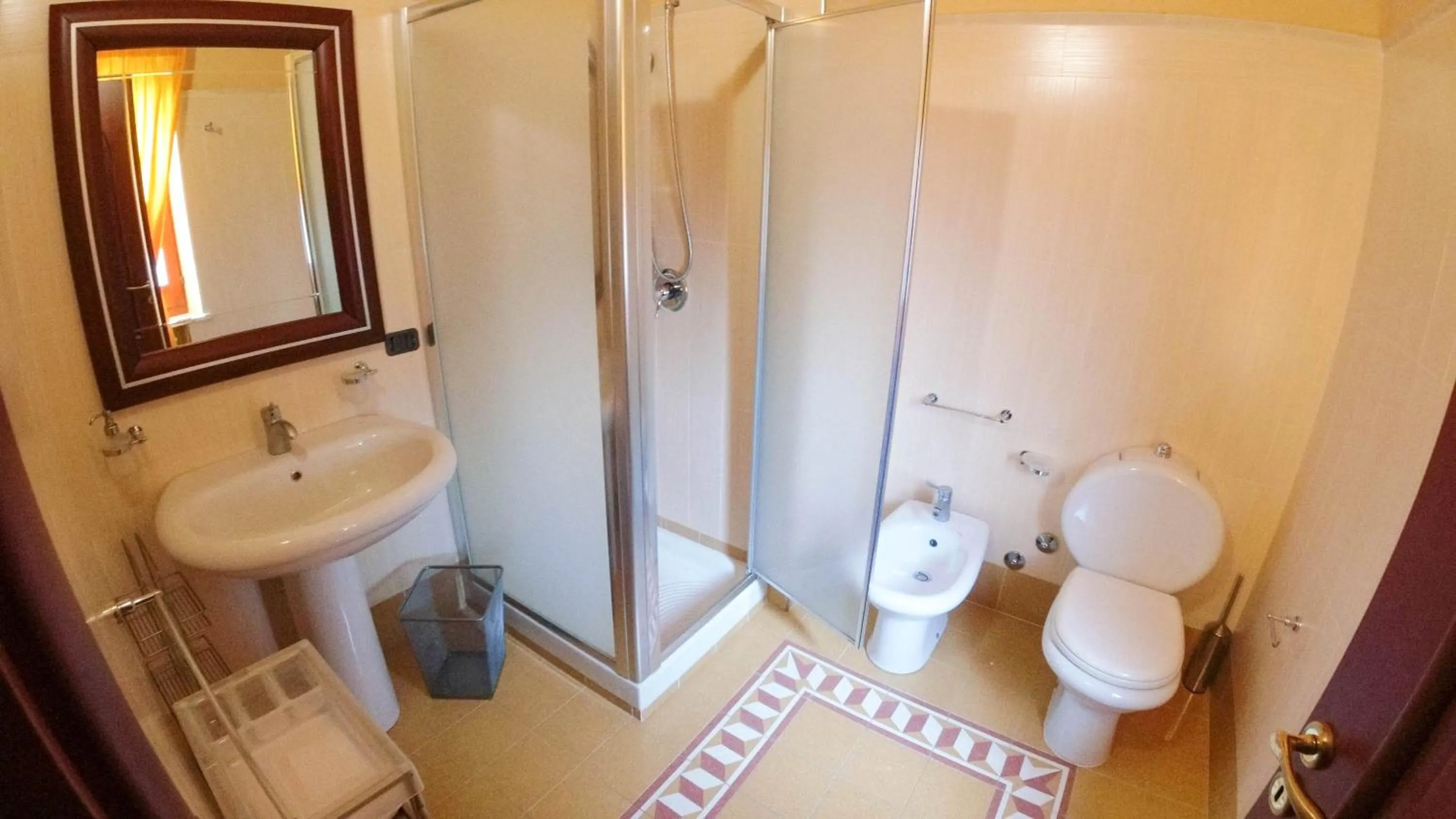 Bathroom in Il Piccolo Hotel