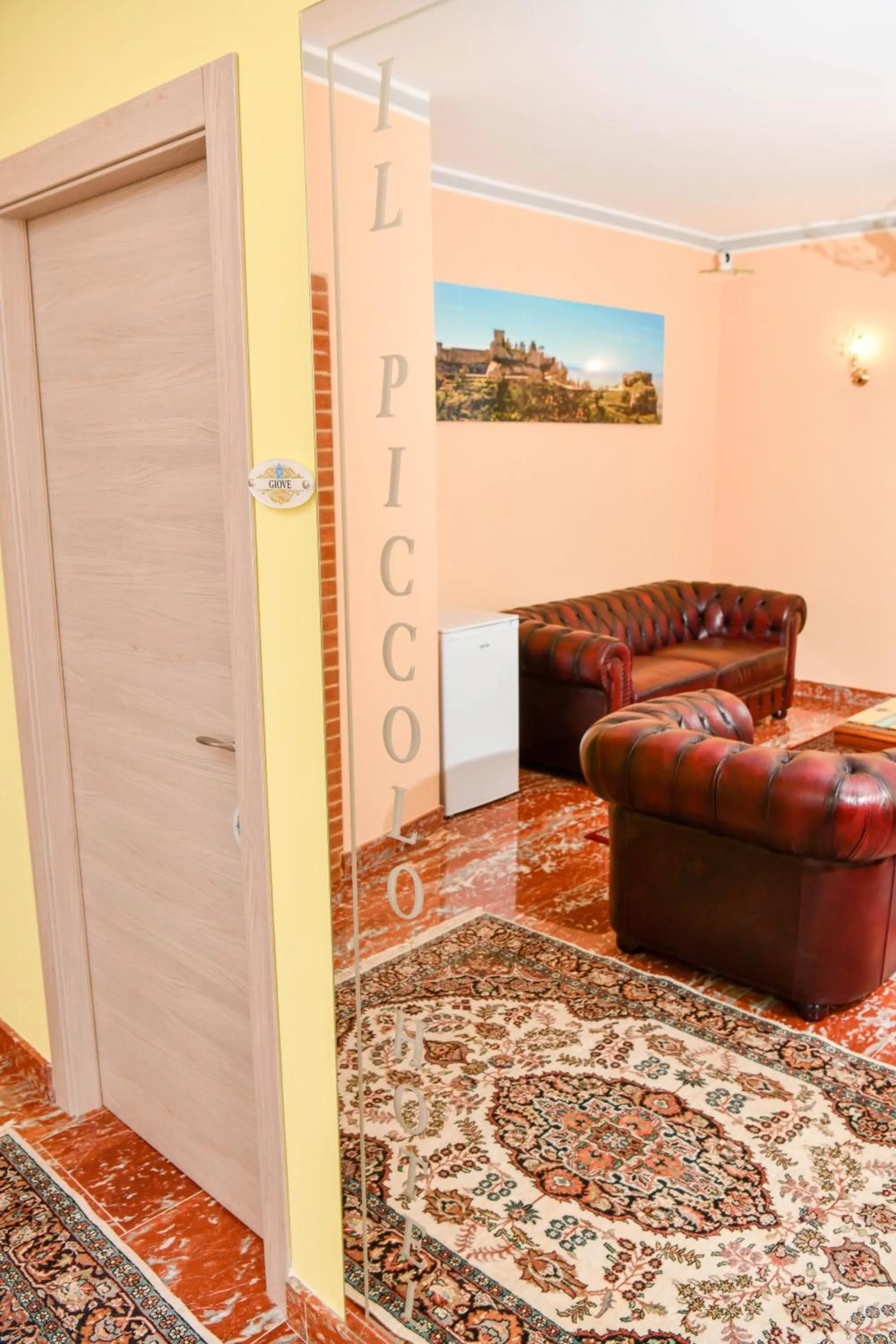 Decorative detail in Il Piccolo Hotel