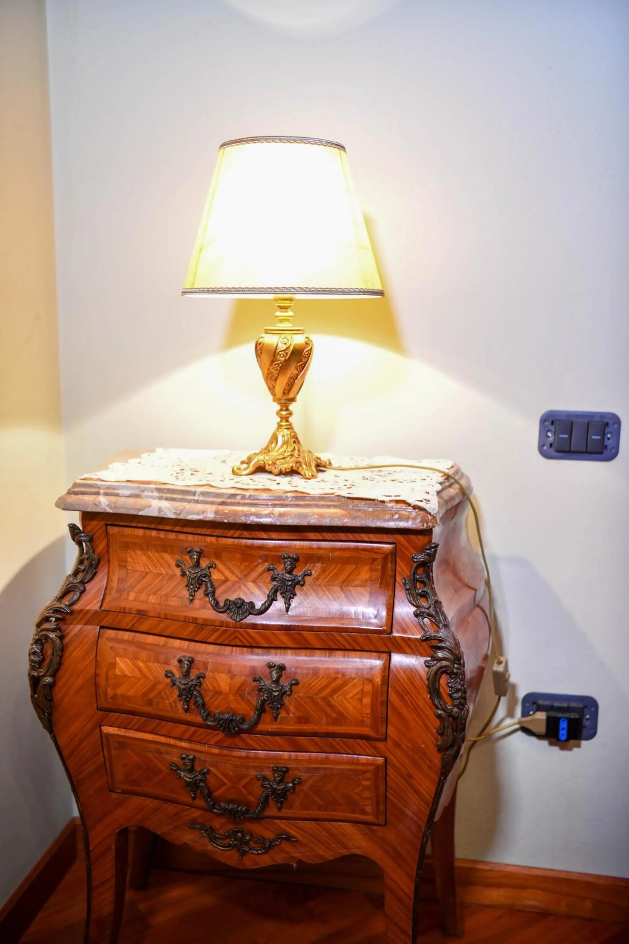 Decorative detail in Il Piccolo Hotel