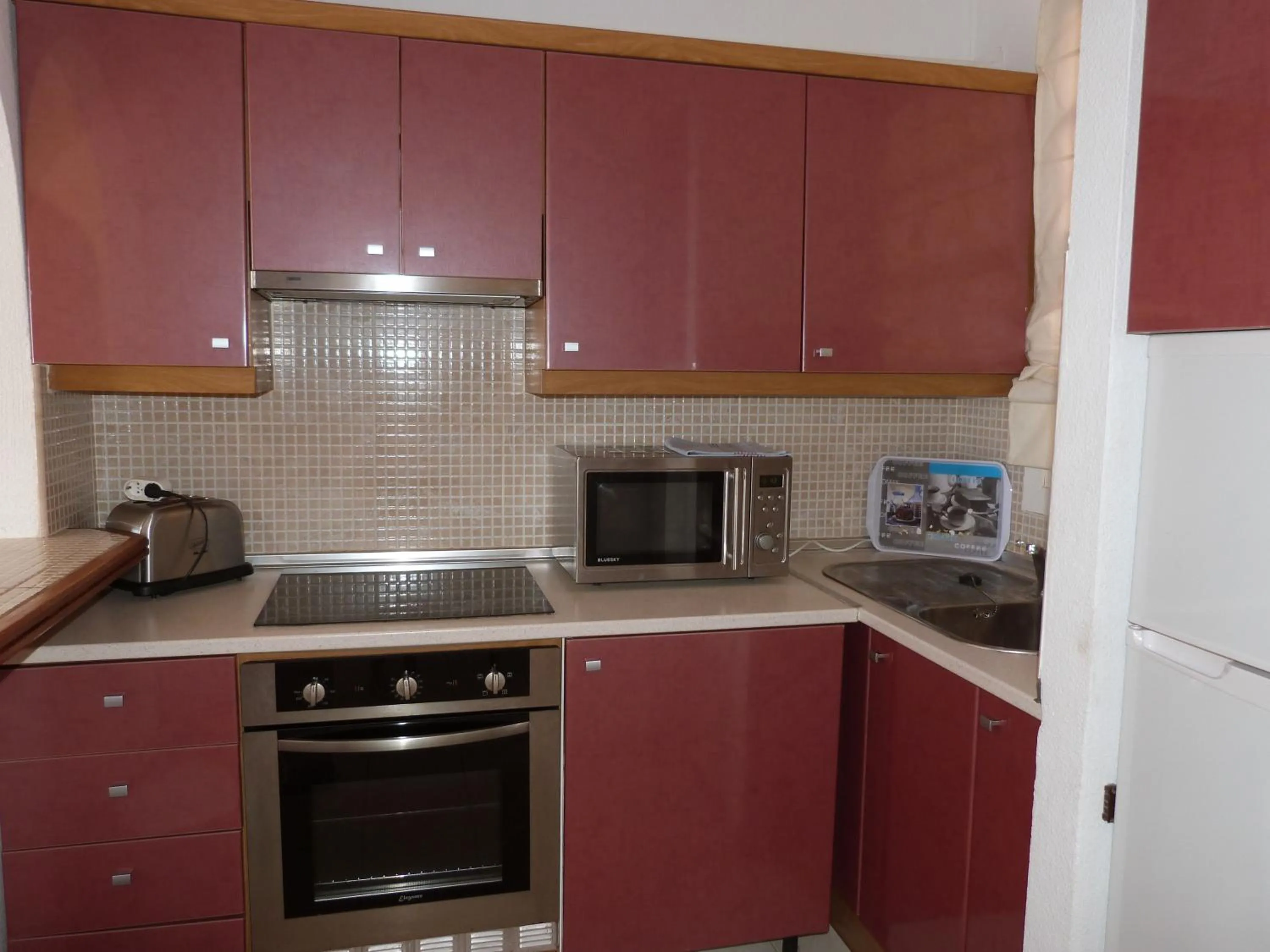 Shoal Apartamentos