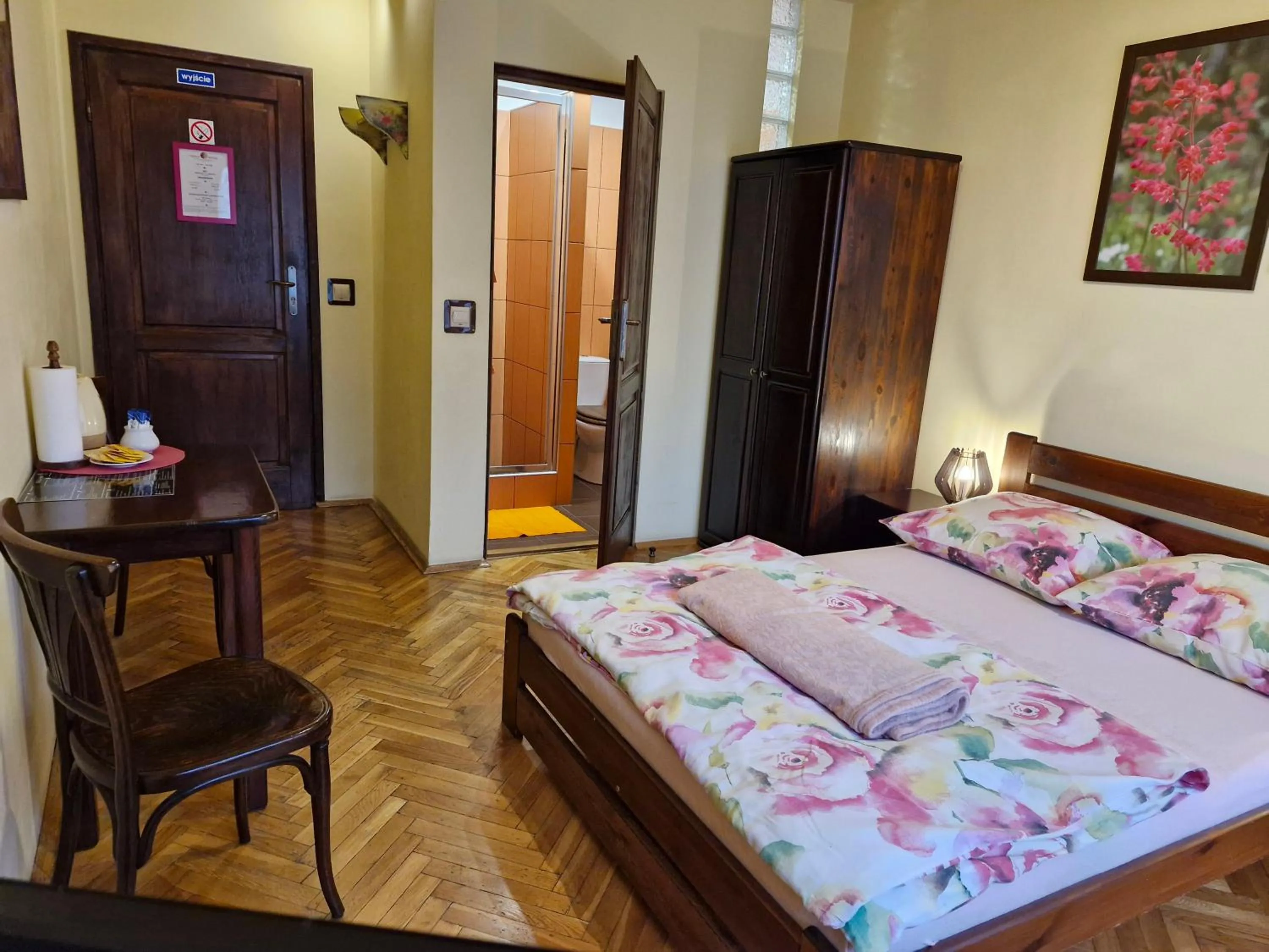 Bed in Indalo Rooms