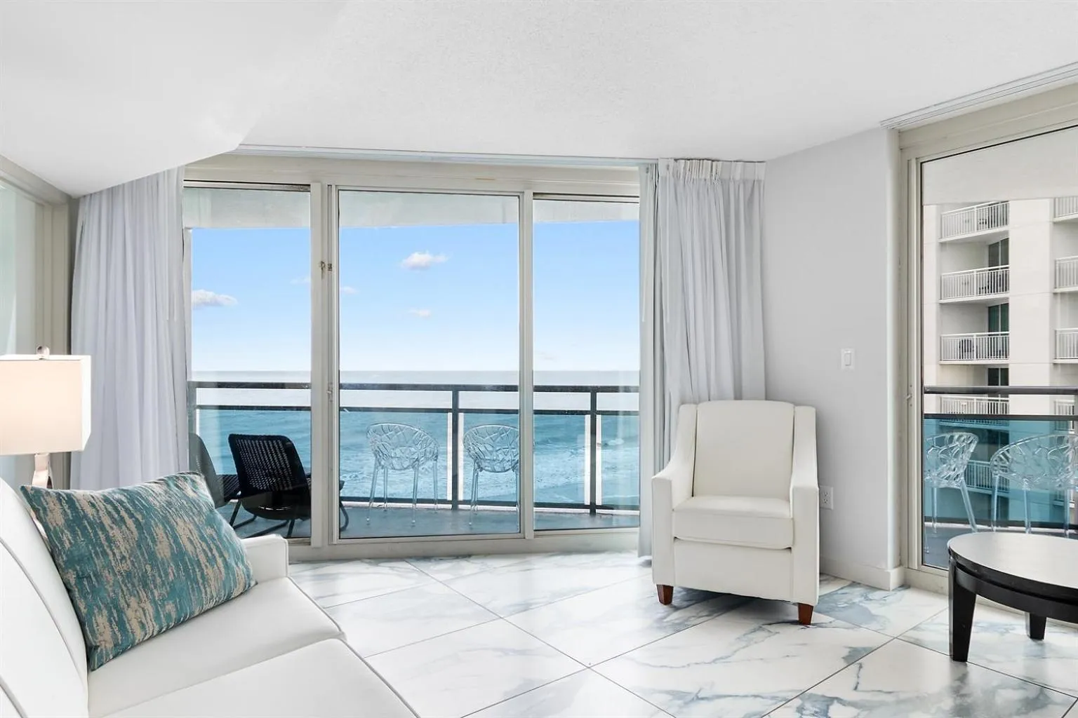 Ocean Front Corner Unit
