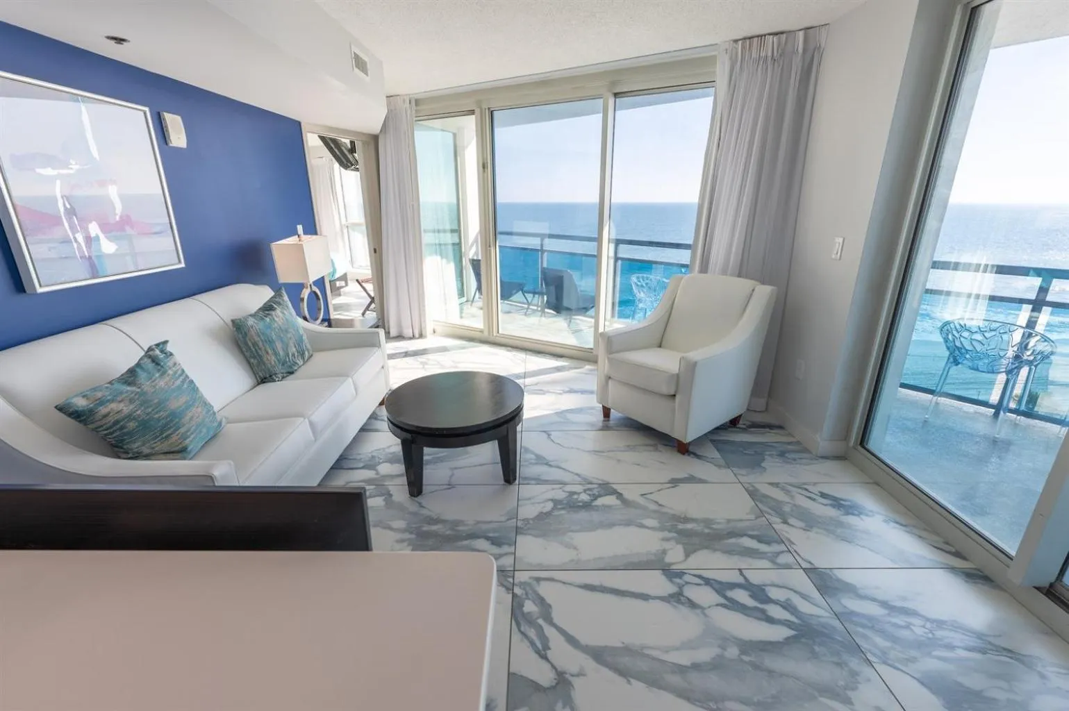 Ocean Front Corner Unit