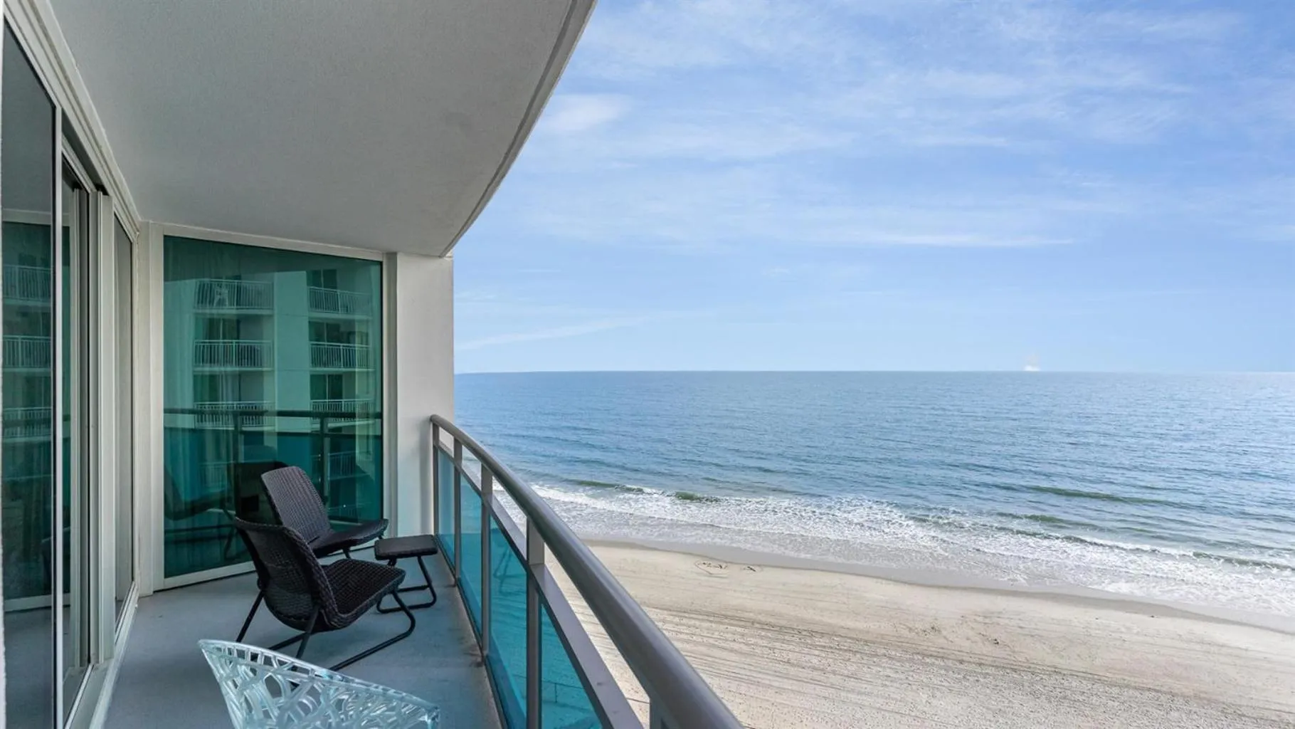 Ocean Front Corner Unit