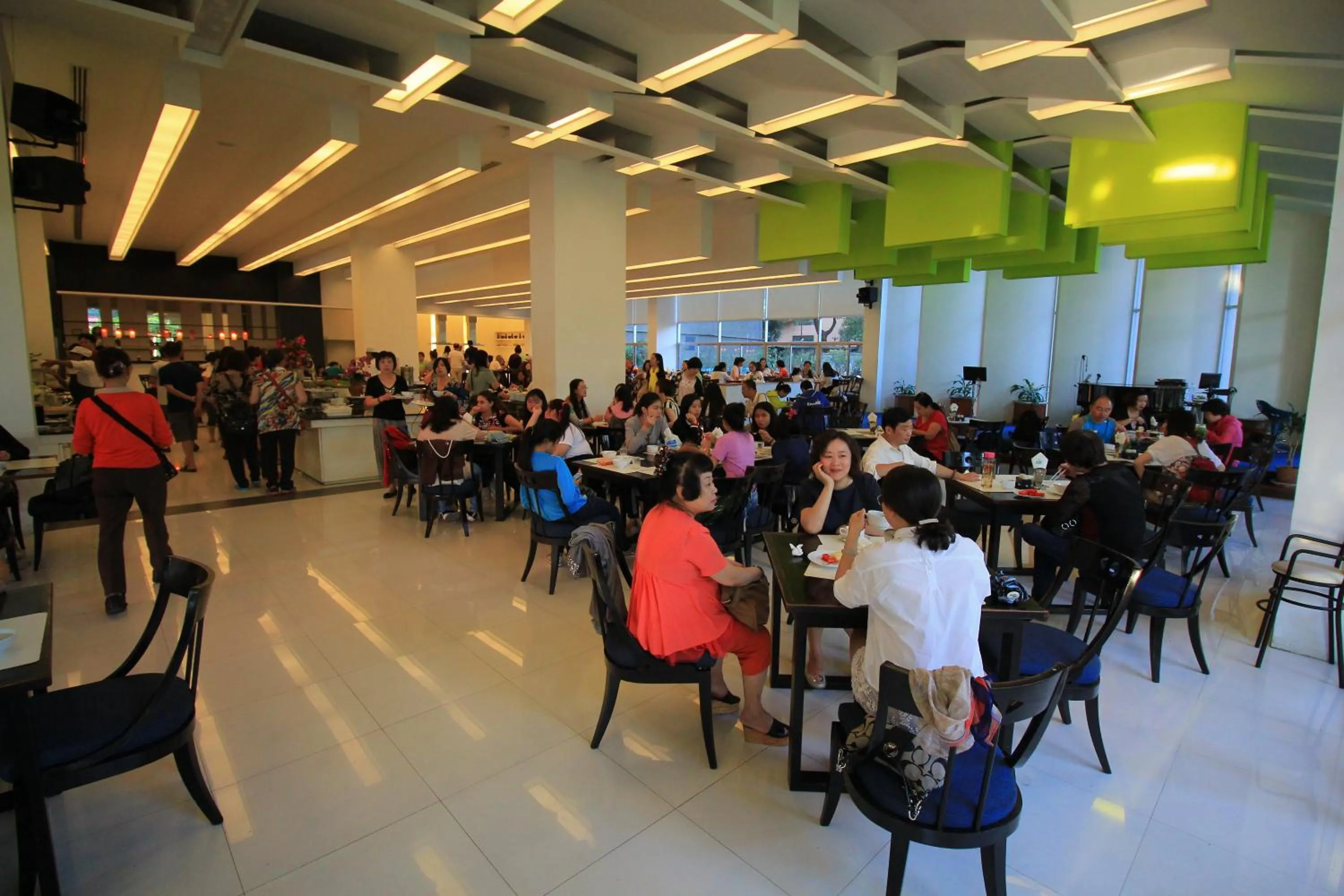 Food and drinks in Chiang Mai Hill Hotel