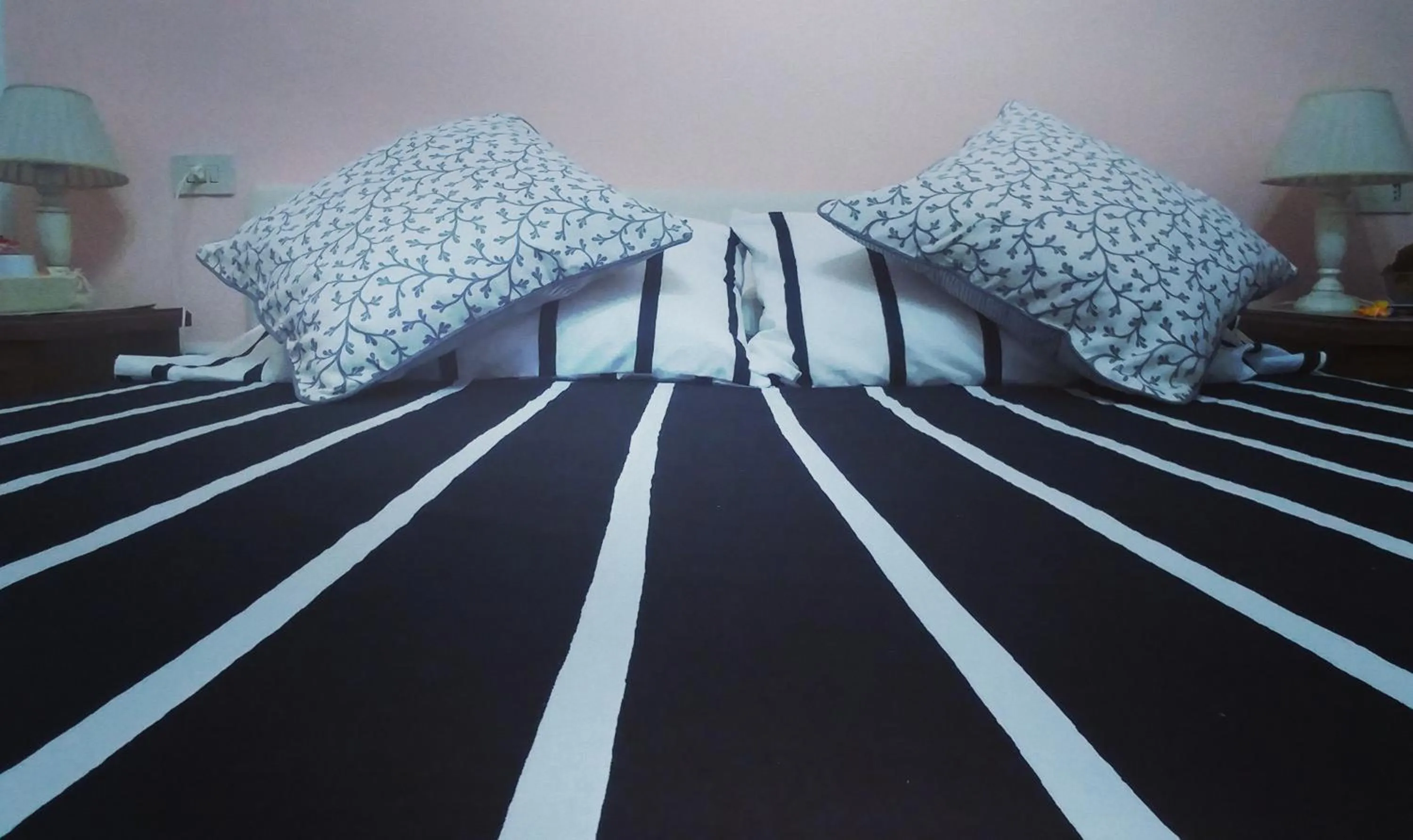 Decorative detail in Dreaming Navona Rooms