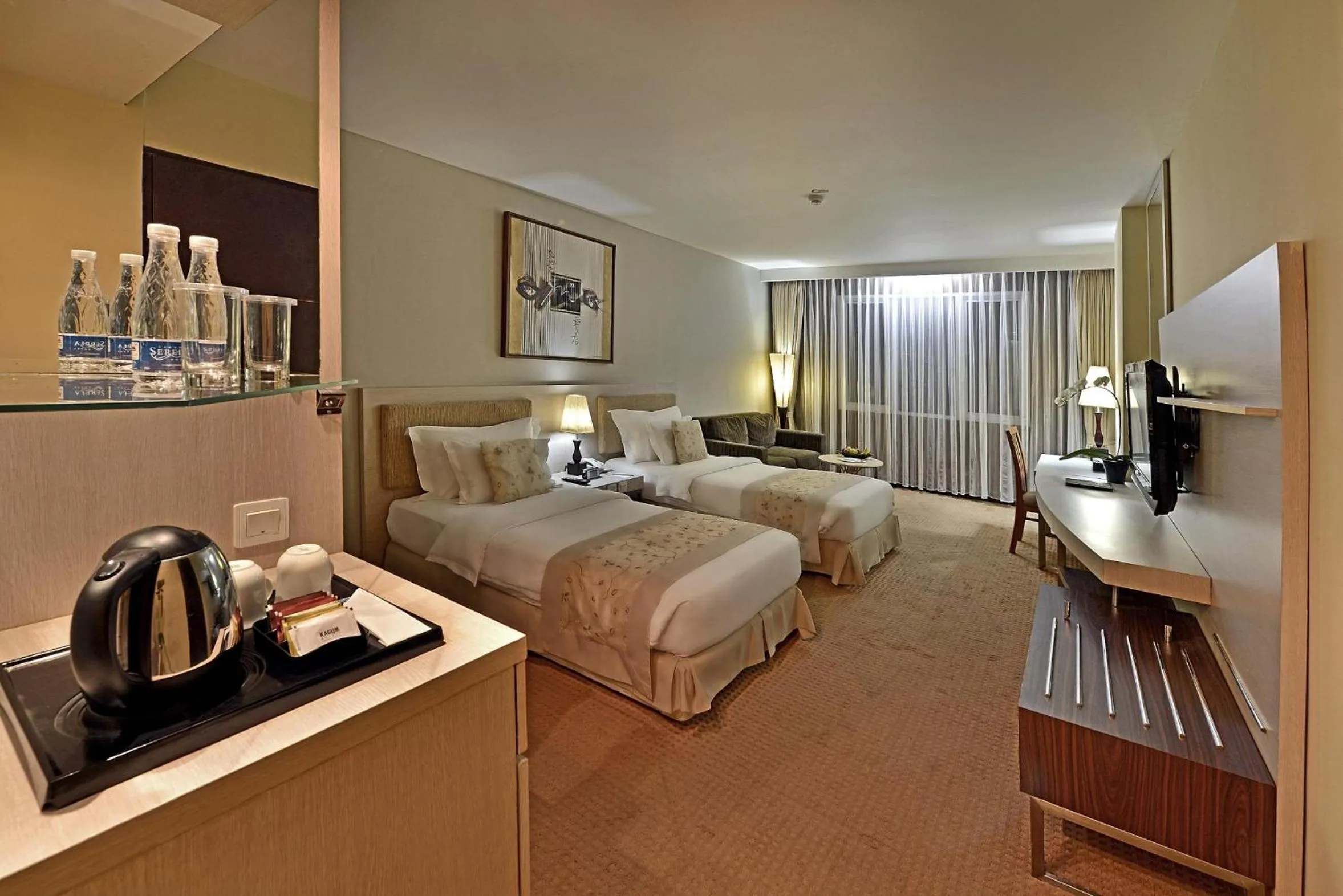 Bedroom, Bed in Grand Serela Setiabudhi Bandung