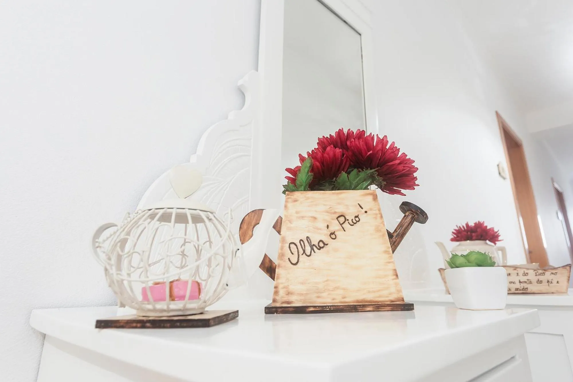 Communal lounge/ TV room in Vila Barca