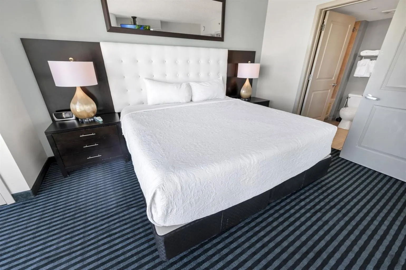 Bed in New Ocean Front Corner Unit