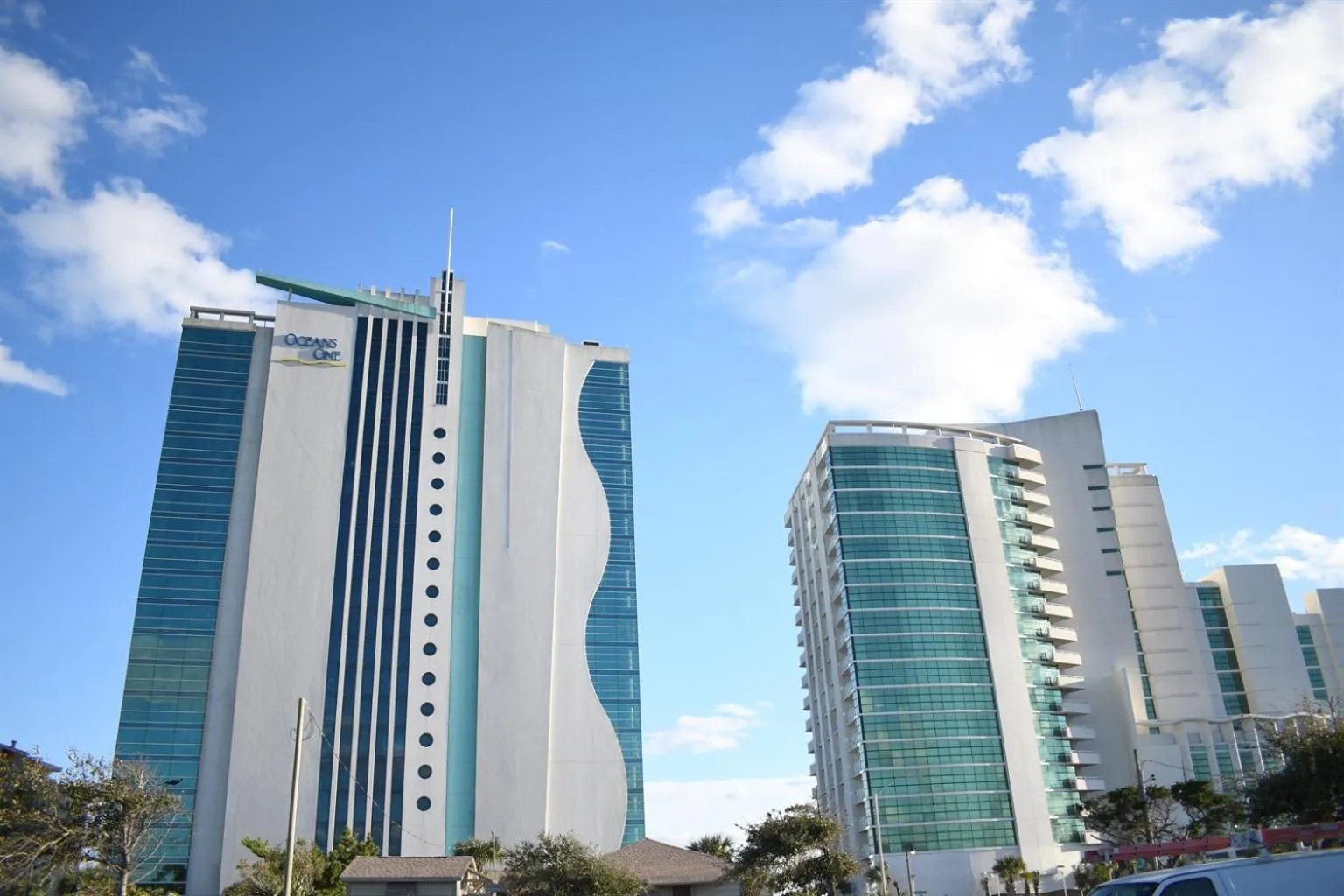 New Ocean Front Corner Unit