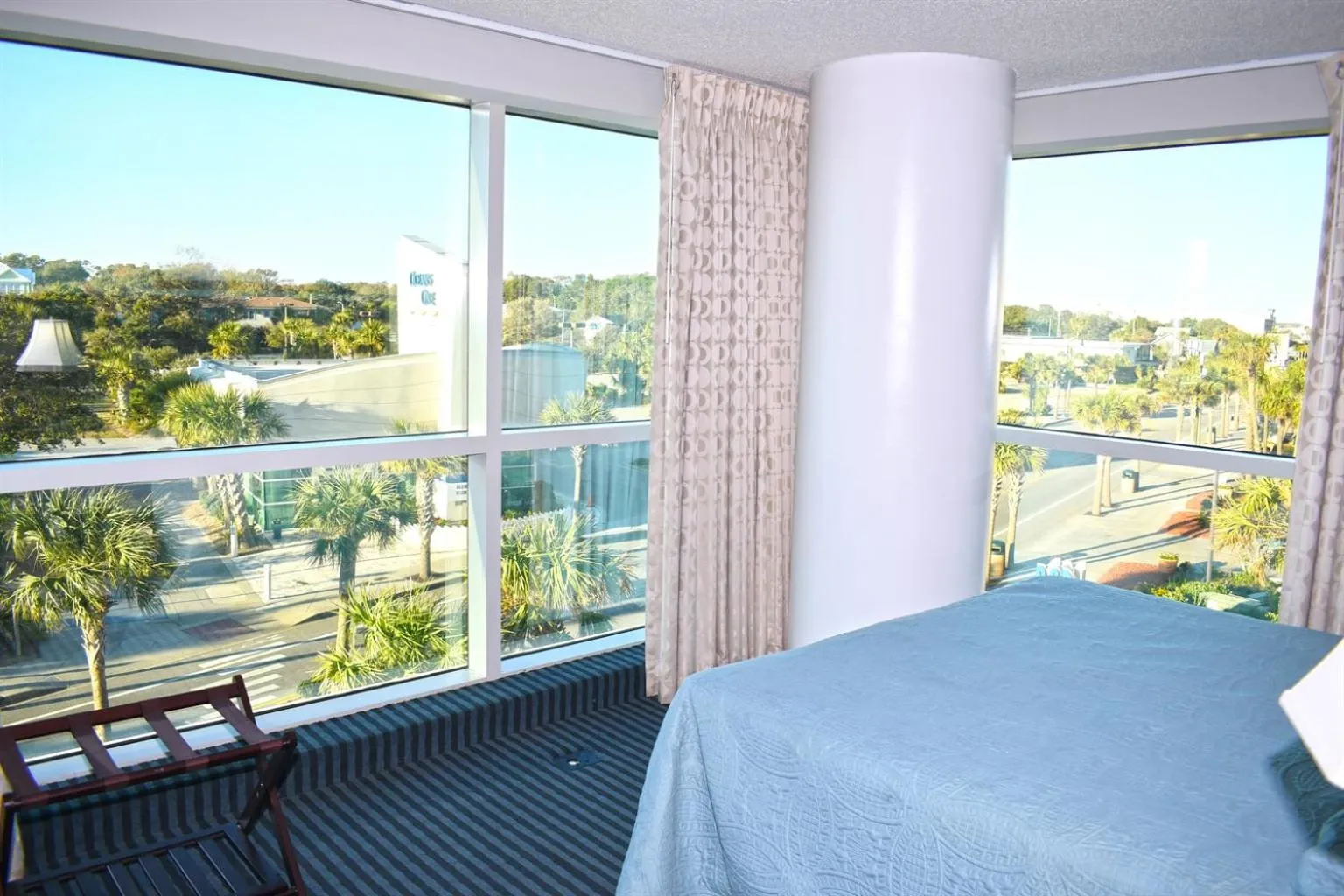 Bed in New Ocean Front Corner Unit