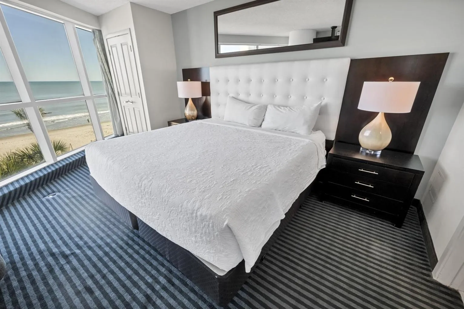 Bed in New Ocean Front Corner Unit