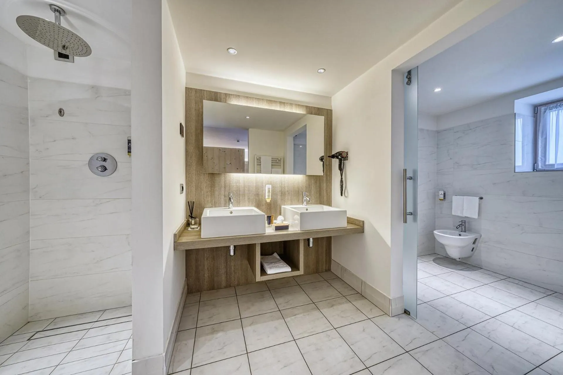 Standard Double or Twin Room with Balcony in Alpenresort Belvedere