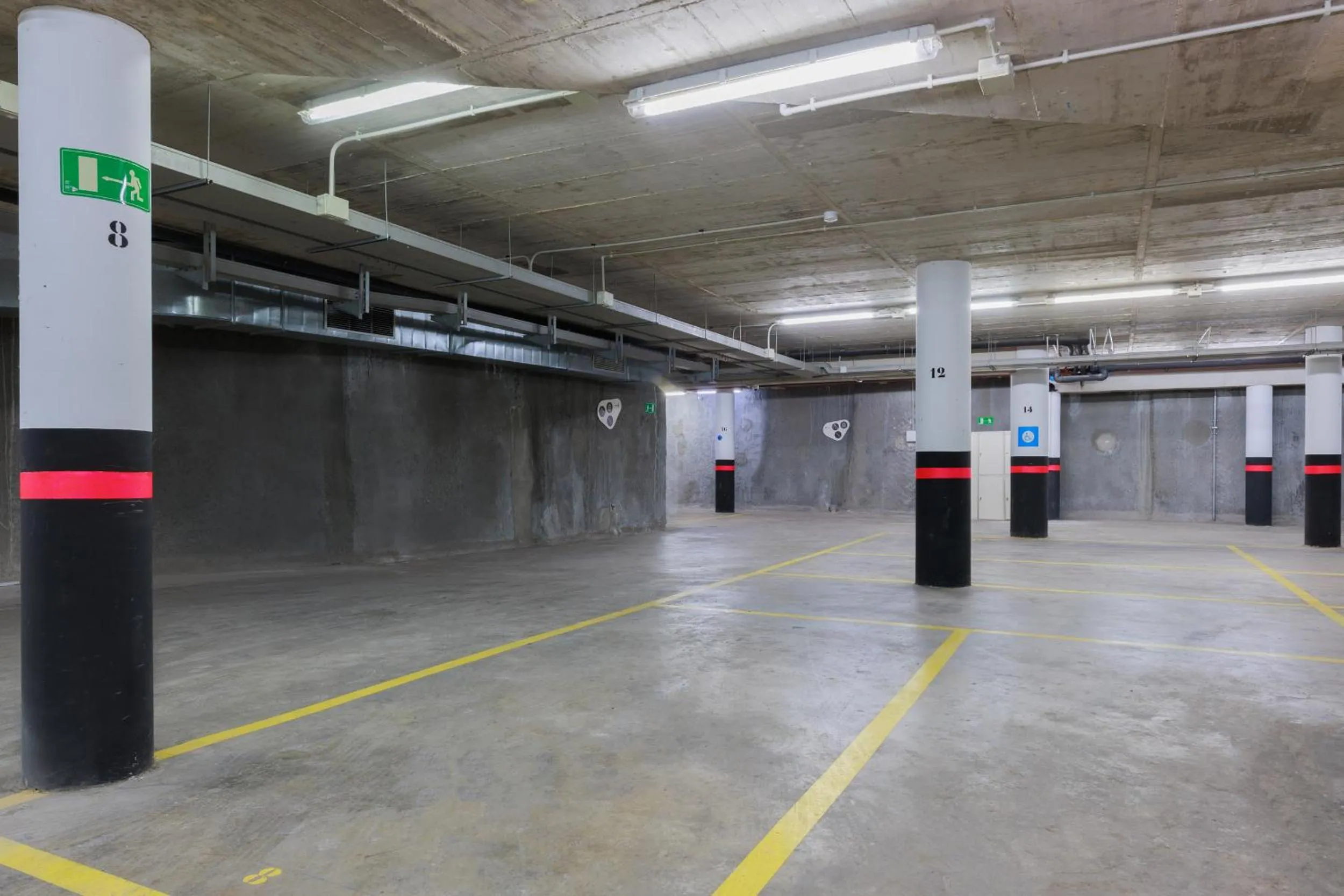 Parking in Casa Lit Barcelona