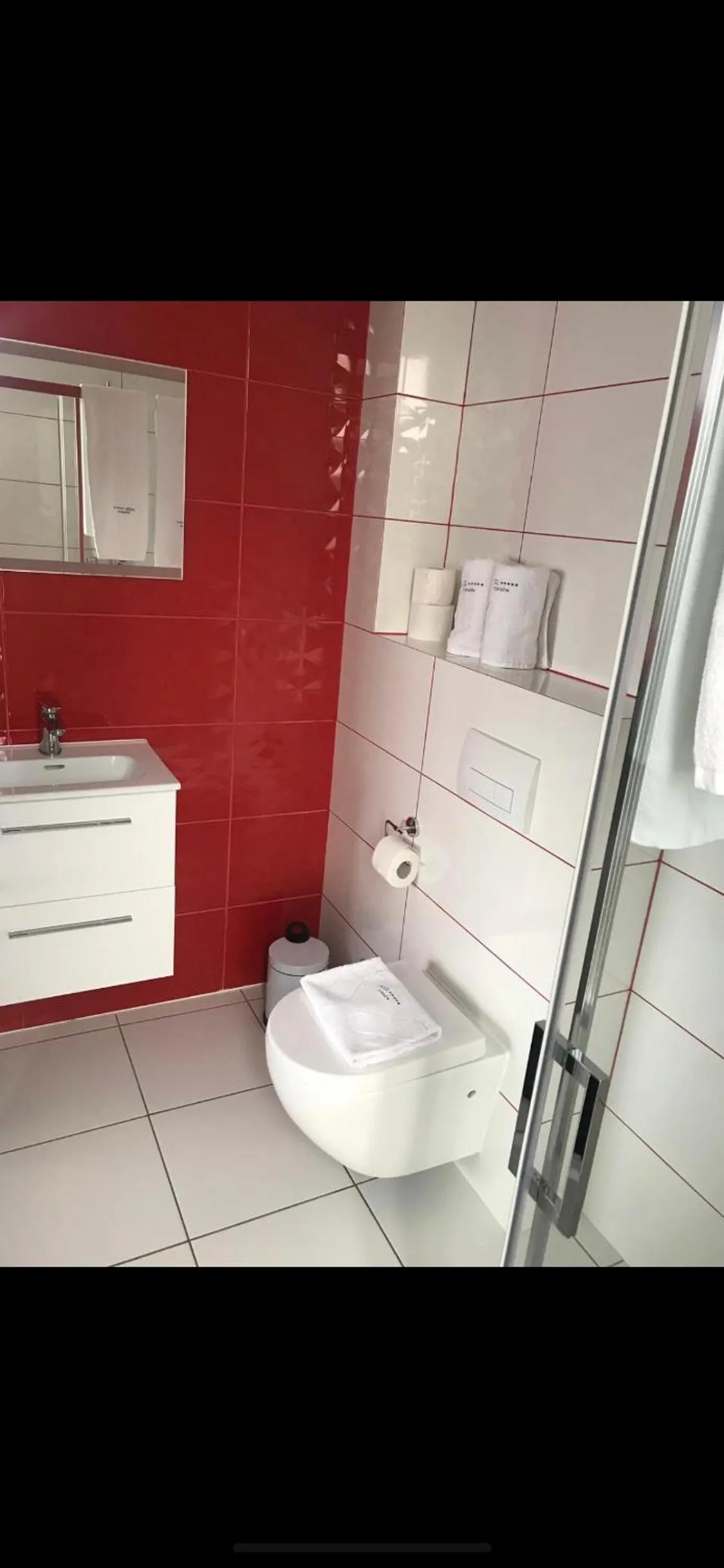 Axel Boutique Jacuzzi & Sauna