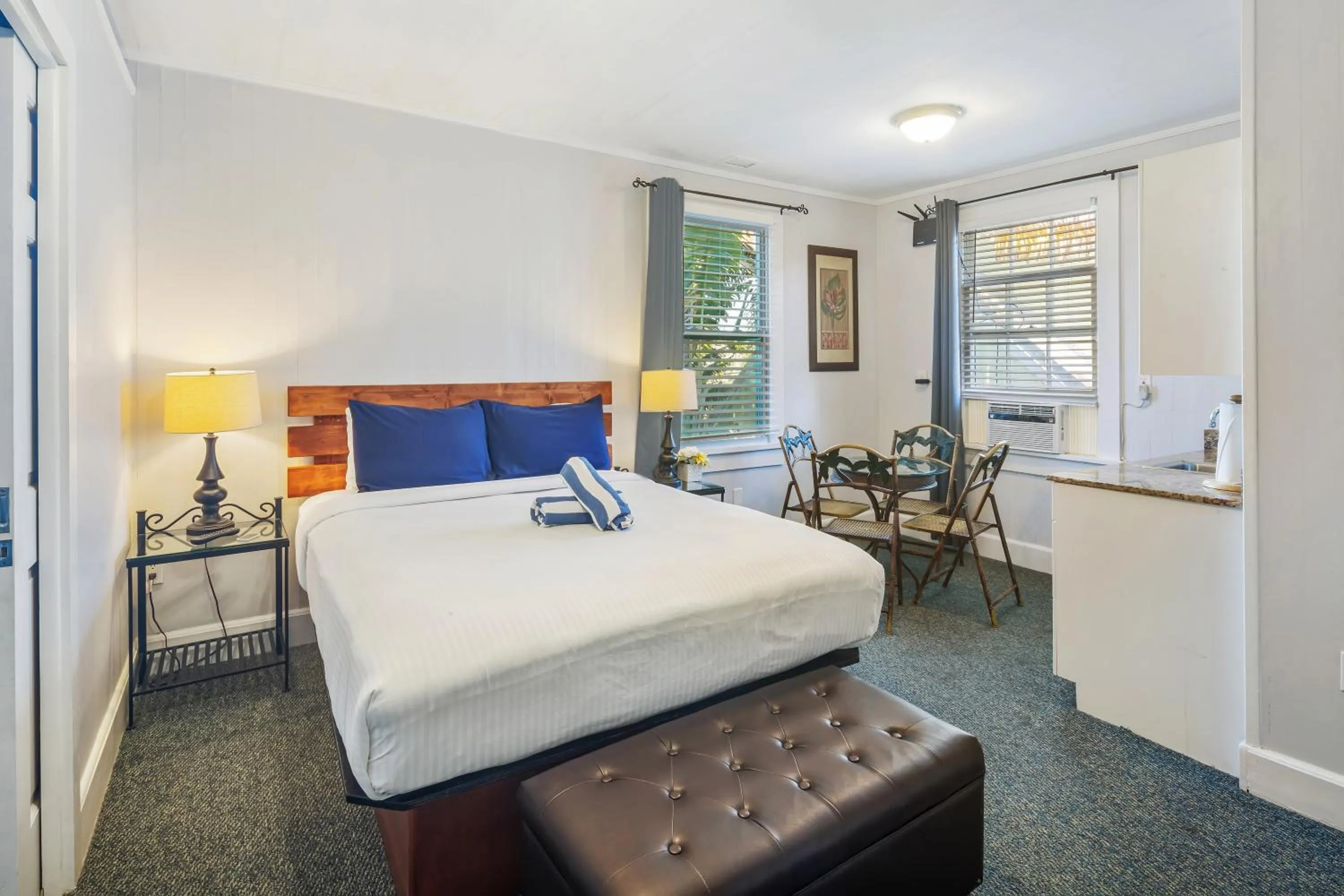 Bed in Kona Kai Oasis