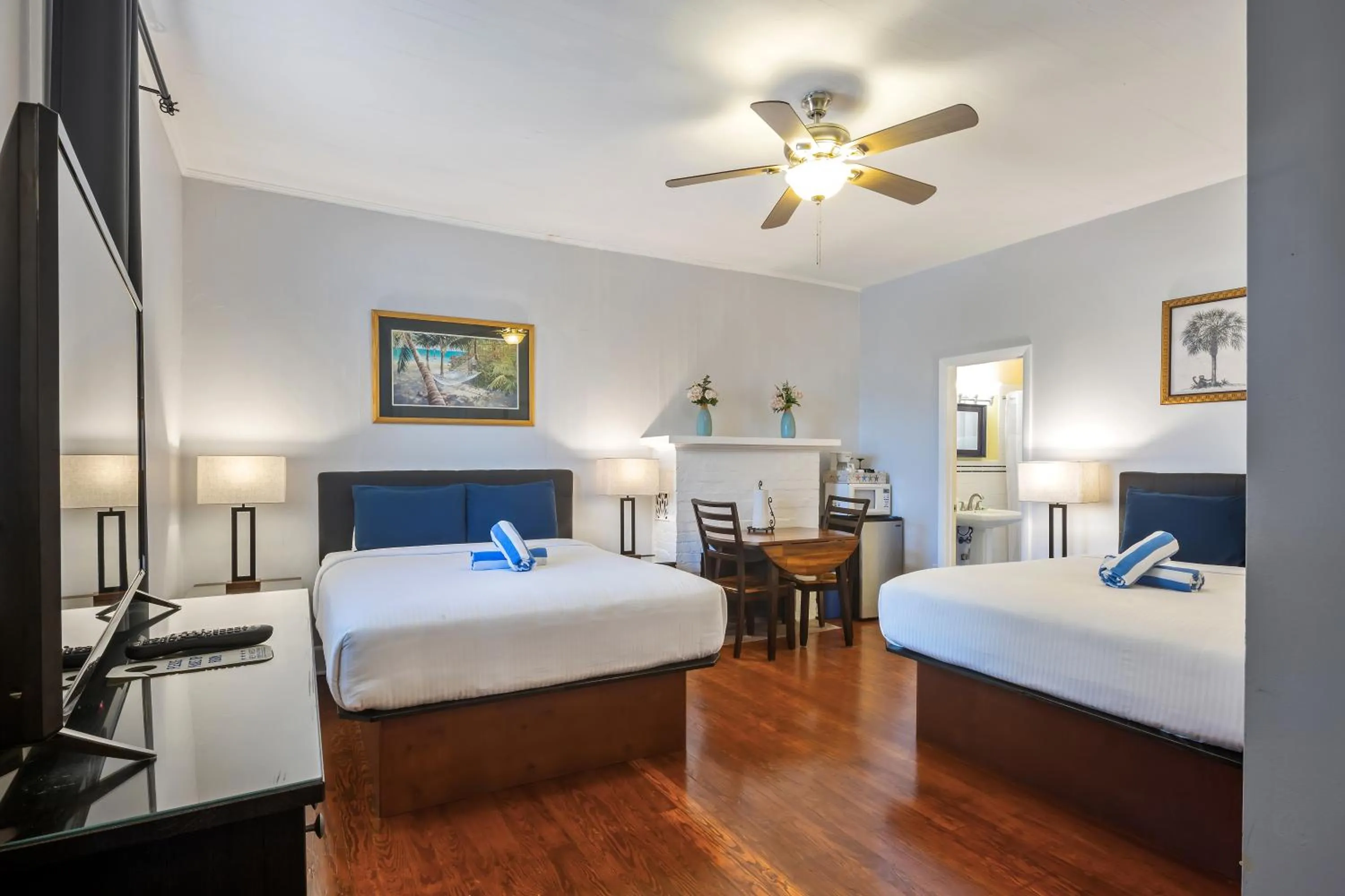 Bed in Kona Kai Oasis