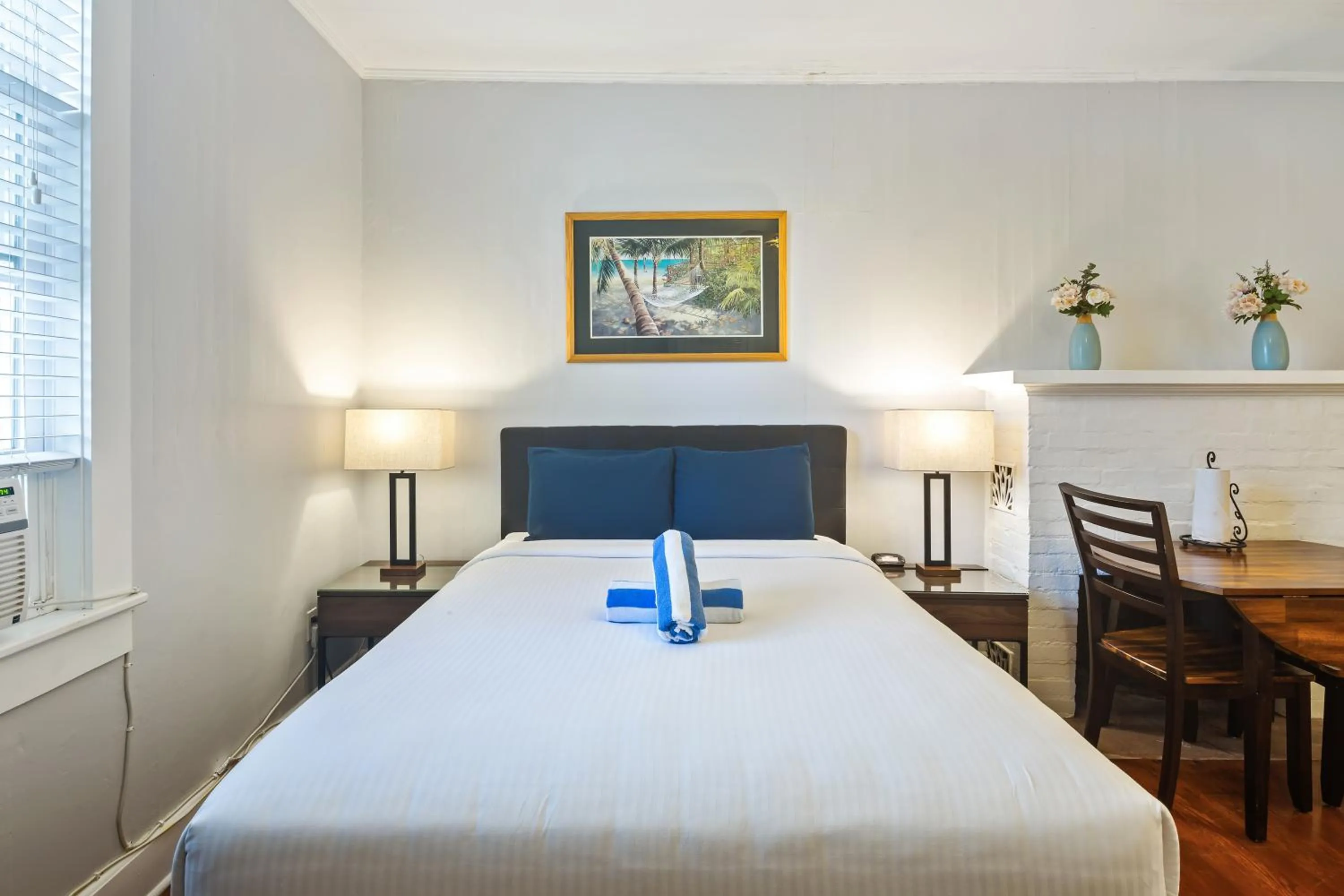 Bed in Kona Kai Oasis