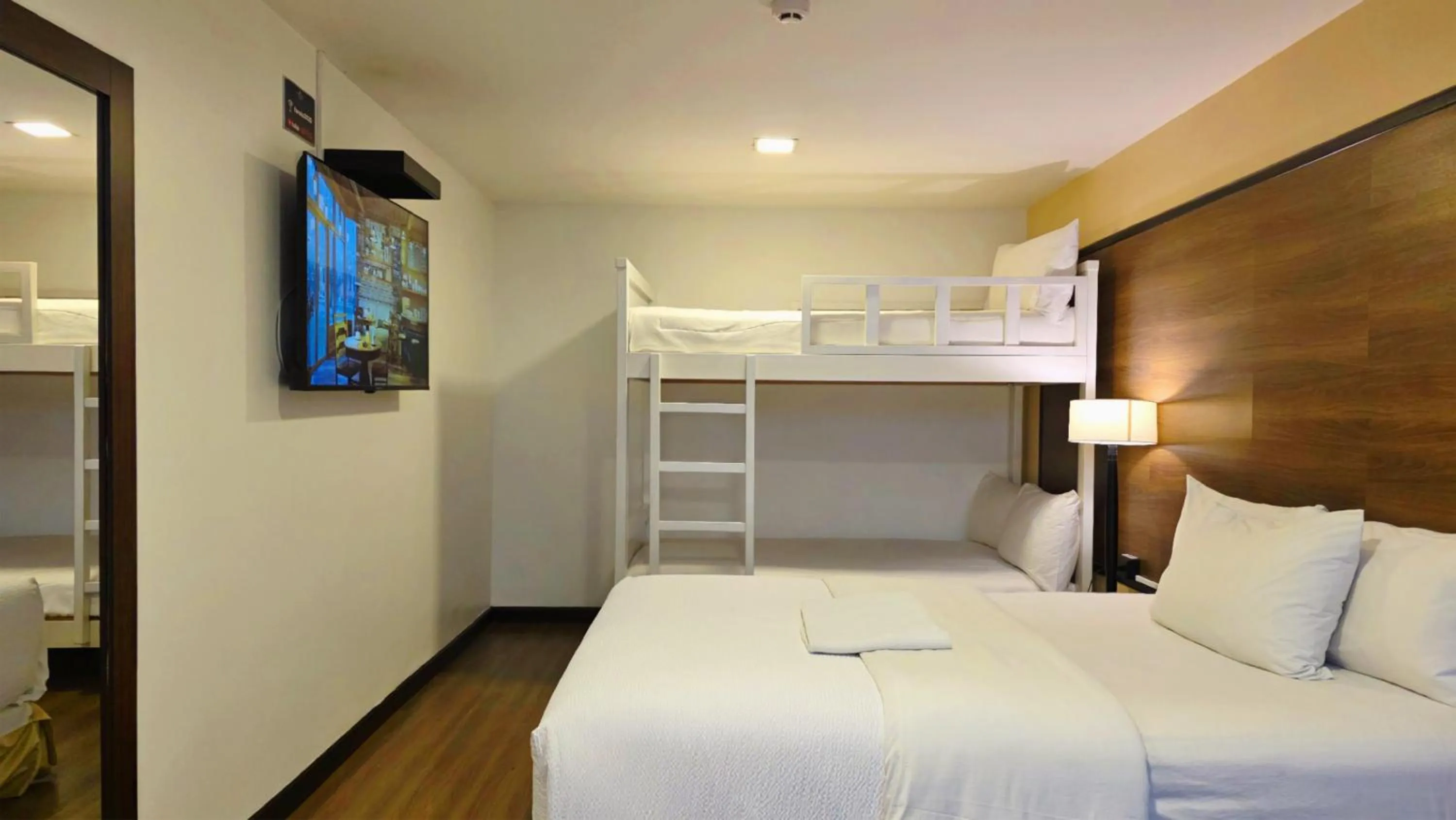 Bed in Hotel La Farola