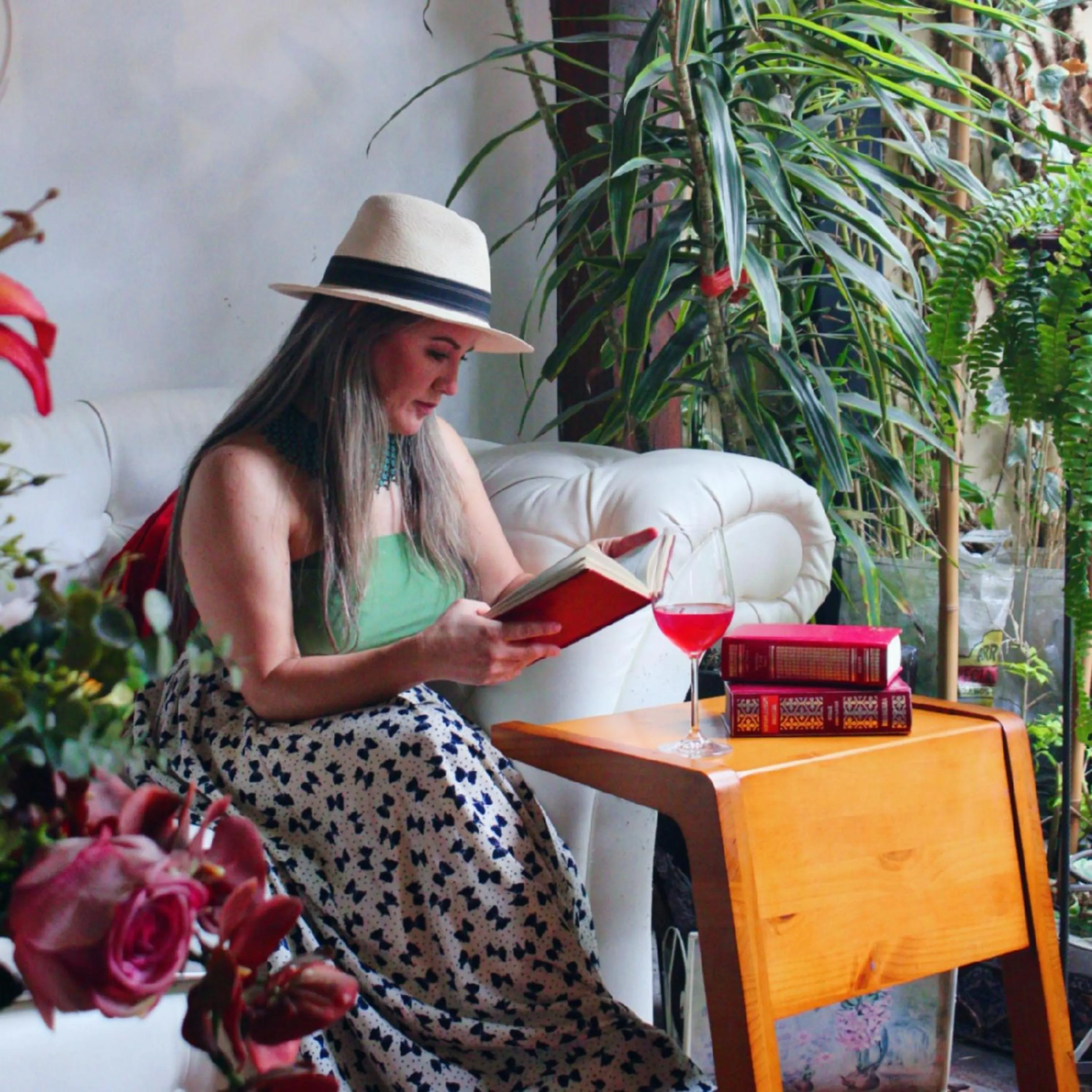 People in Hotel La Farola