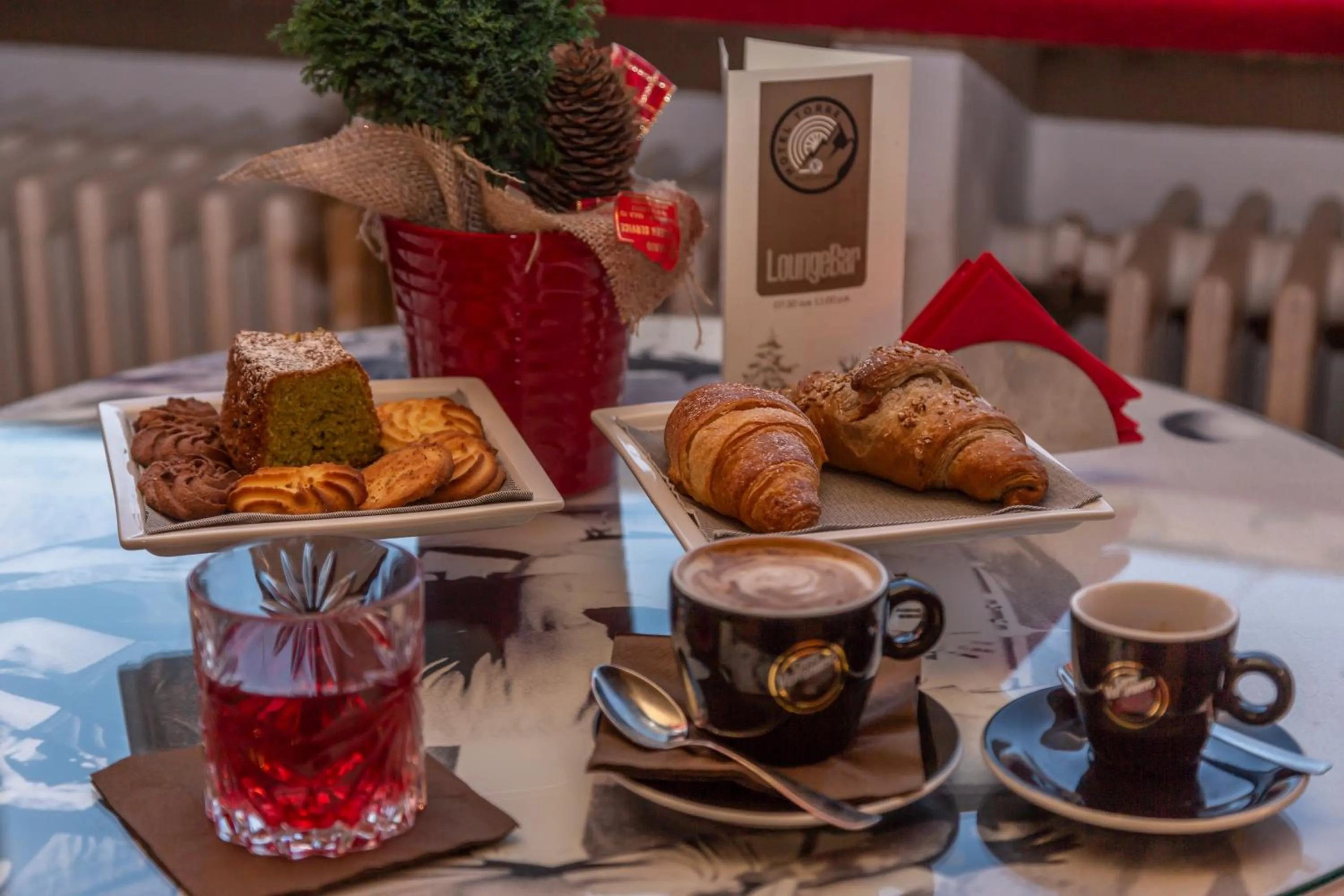 Coffee/tea facilities in Hotel la Torre