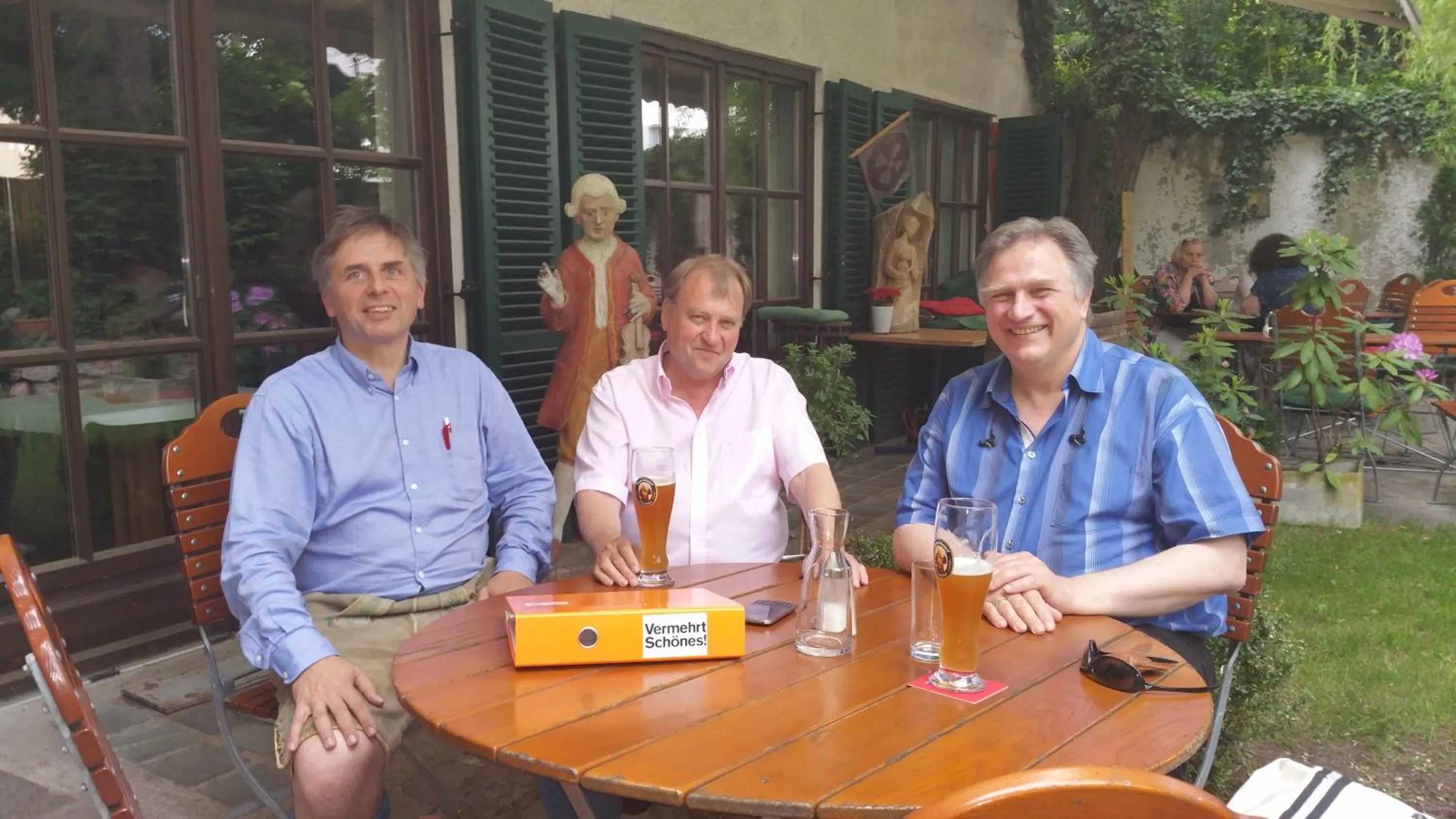group of guests in Haus Wartenberg