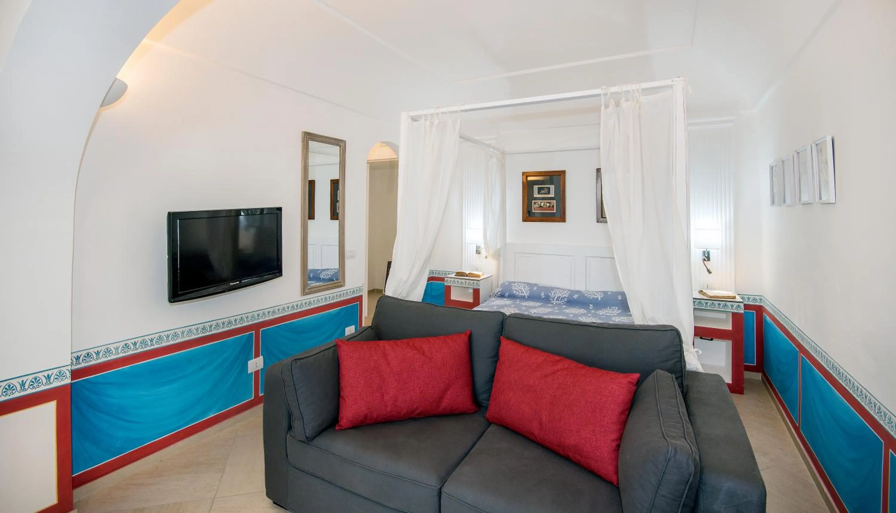 Bed in Villa Patrizi