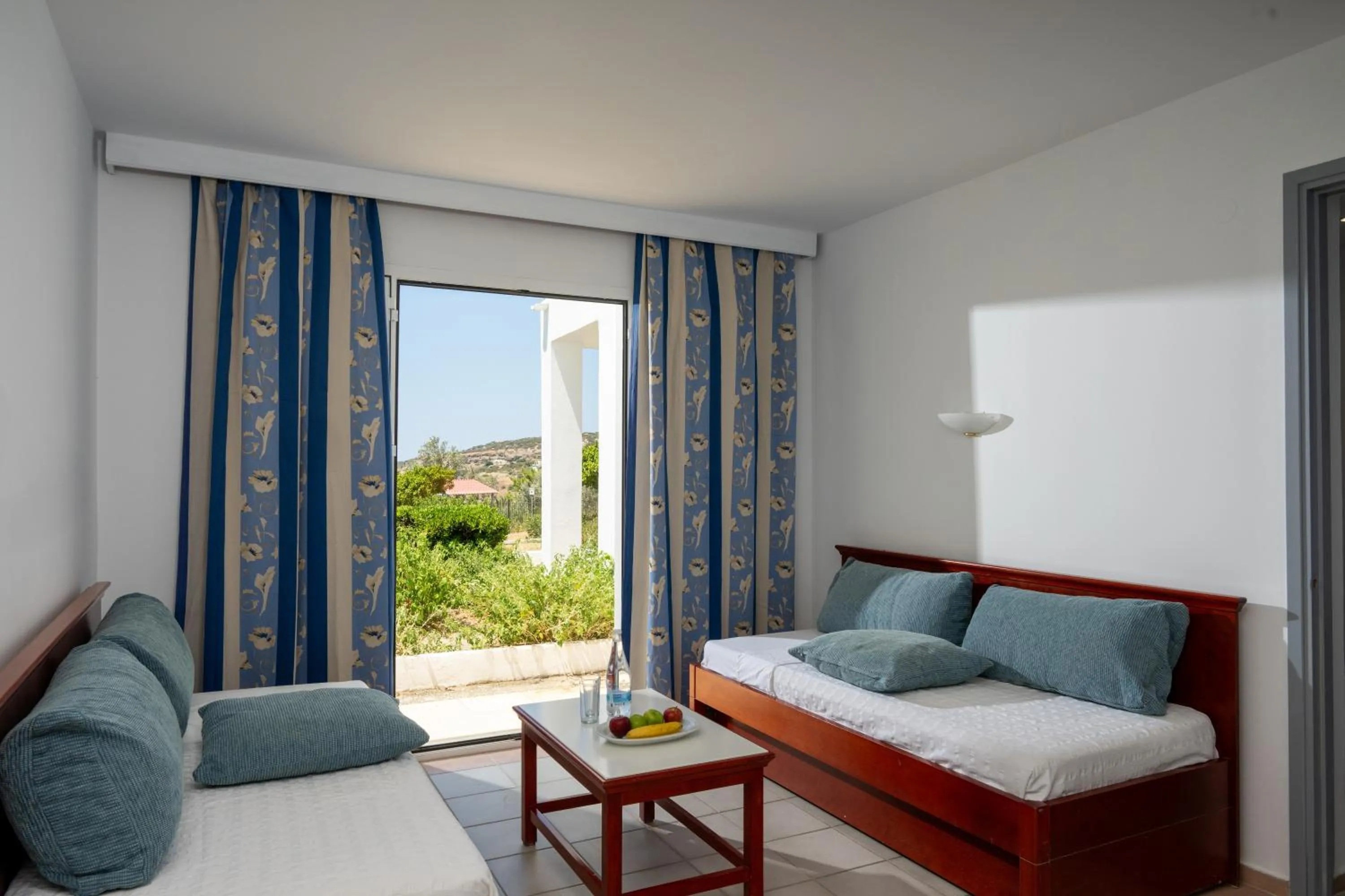 Living room, Bed in Mare Village