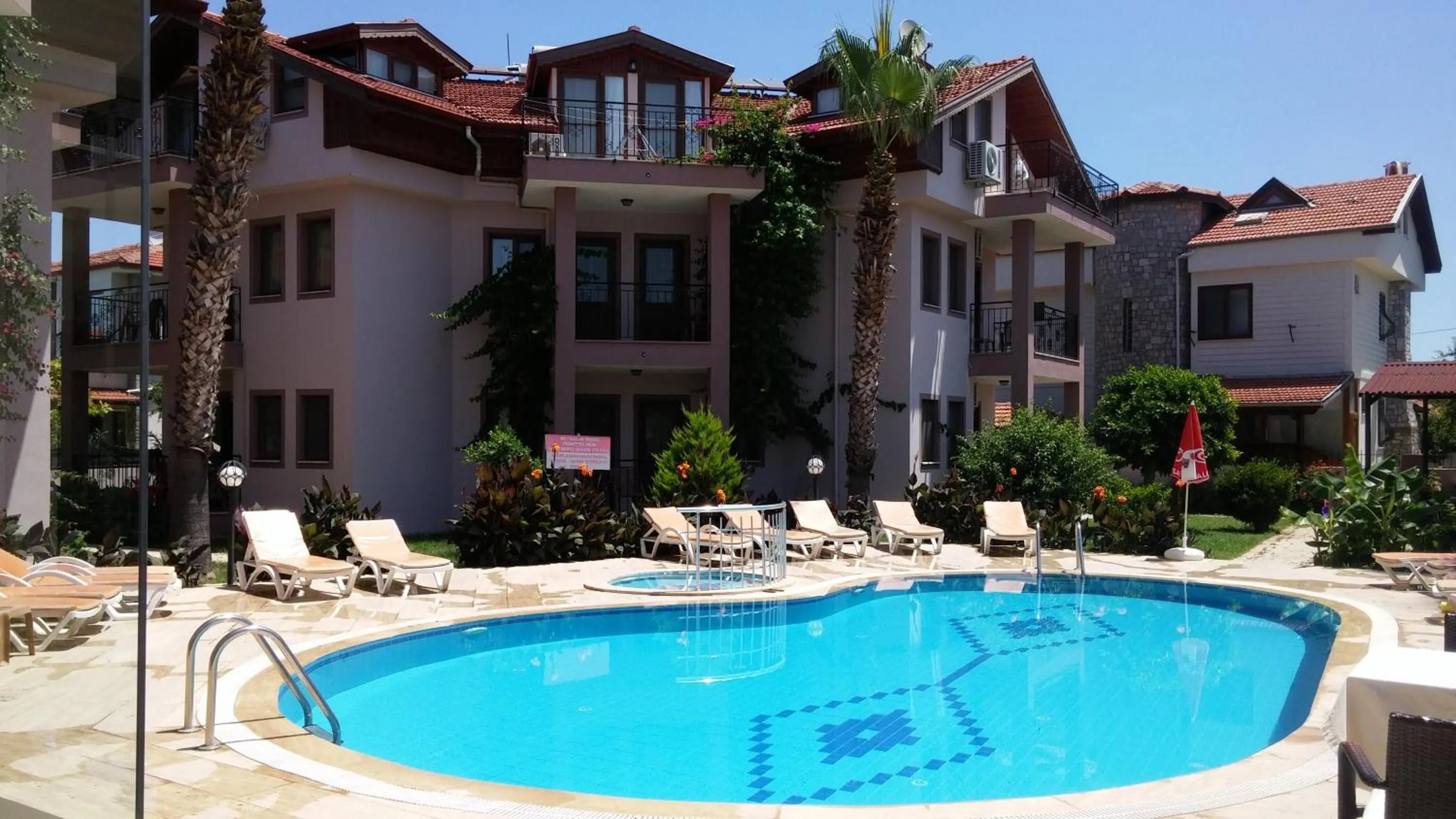 Property building in Minta Apartments