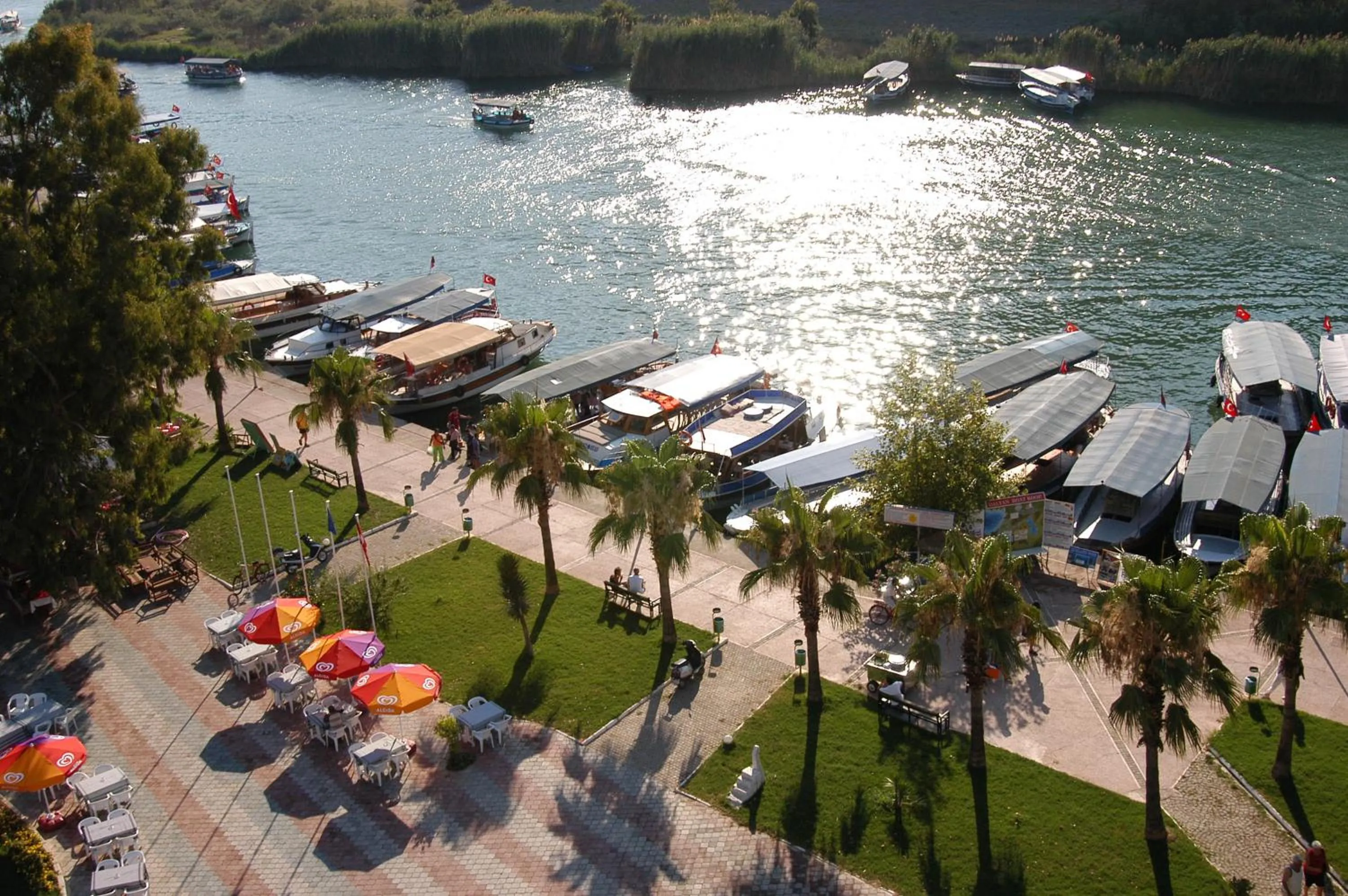 Day in Minta Apartments