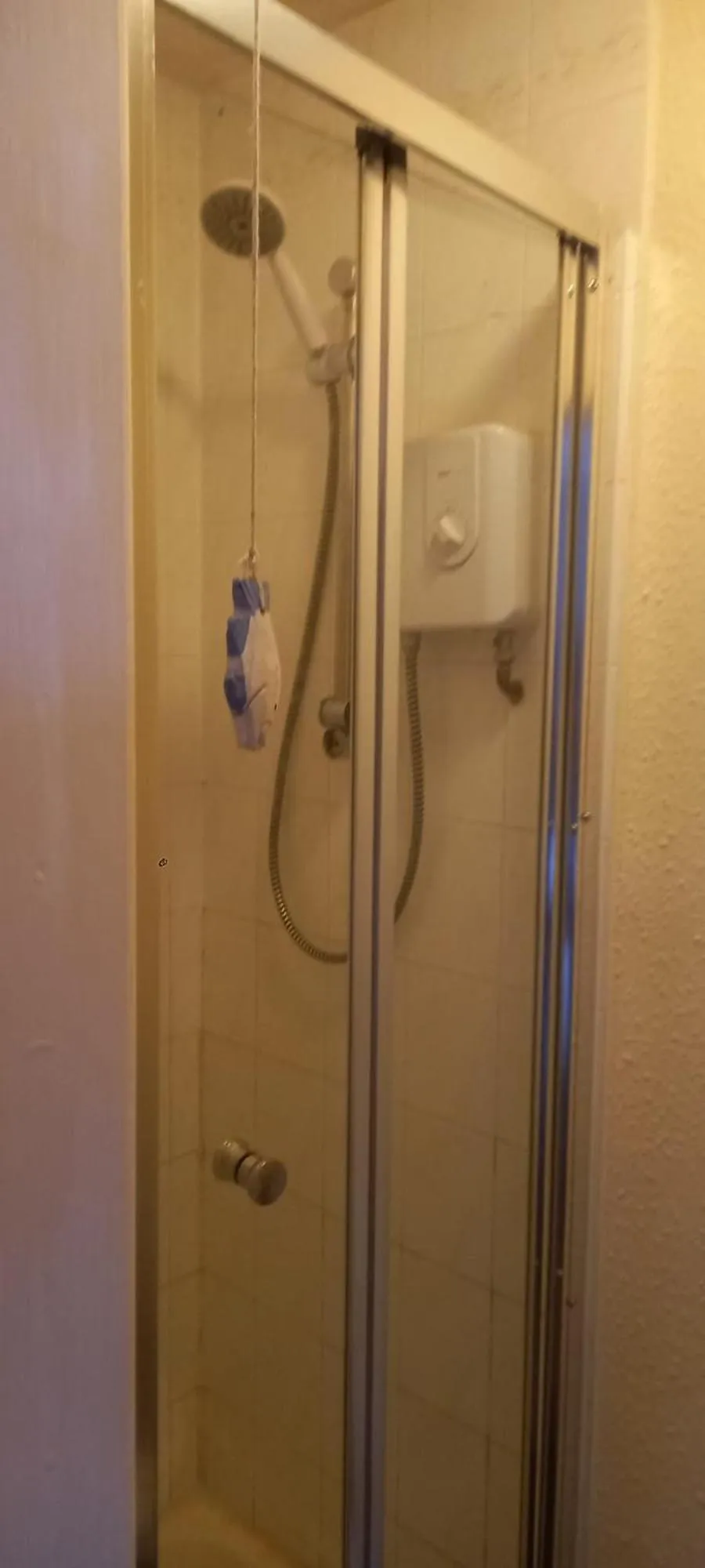 Shower in The Osprey Hotel