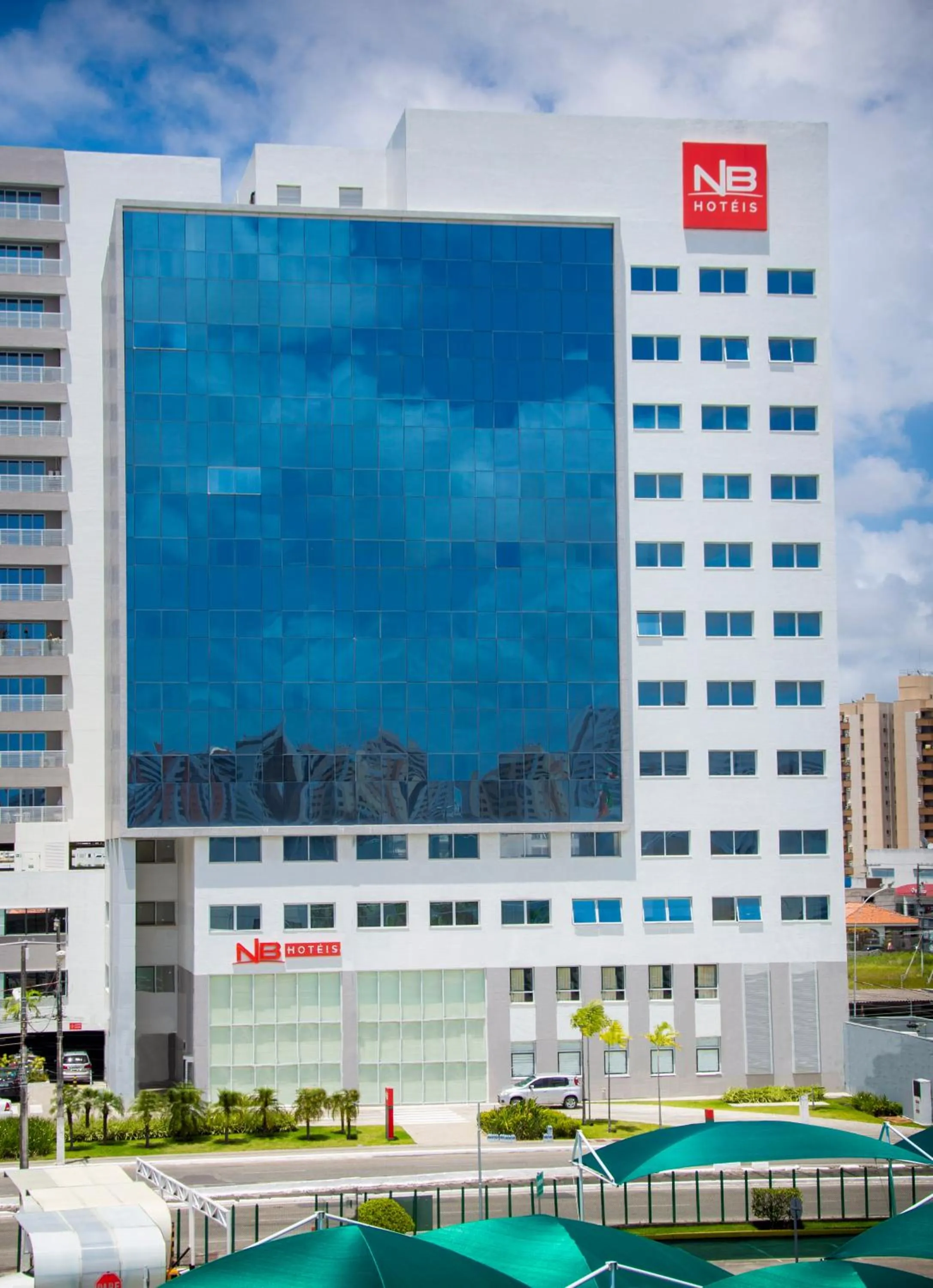 Property building in NB Hoteis