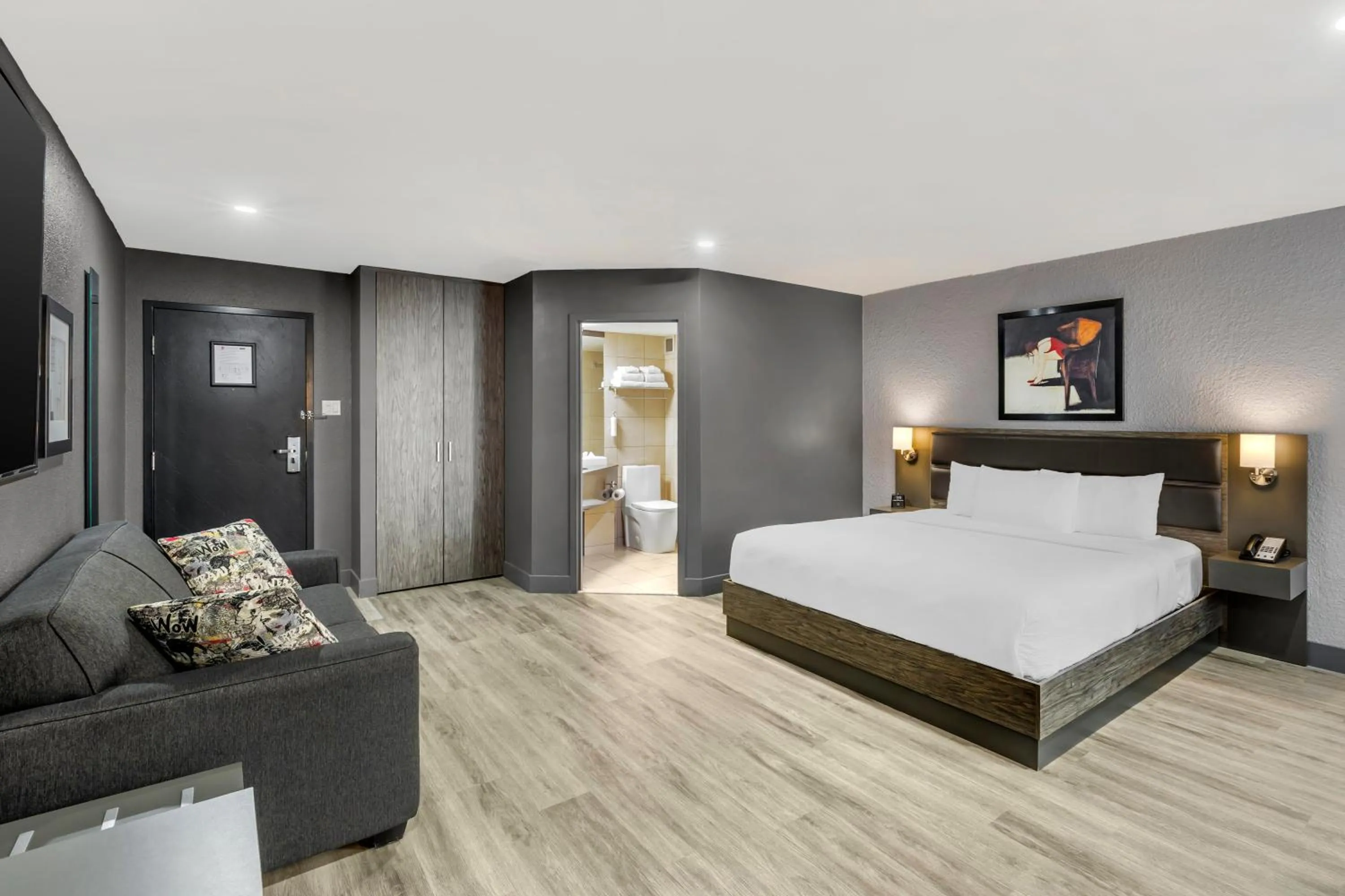 Photo of the whole room, Bed in Hotel Quartier, an Ascend Collection Hotel